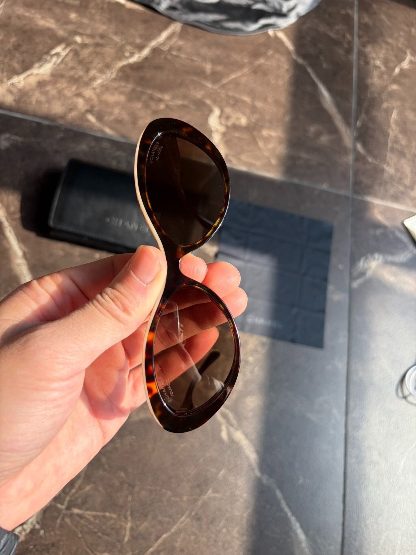 Chanel Chanel Cat Eye Logo Sunglasses Size ONE SIZE - 3 Thumbnail