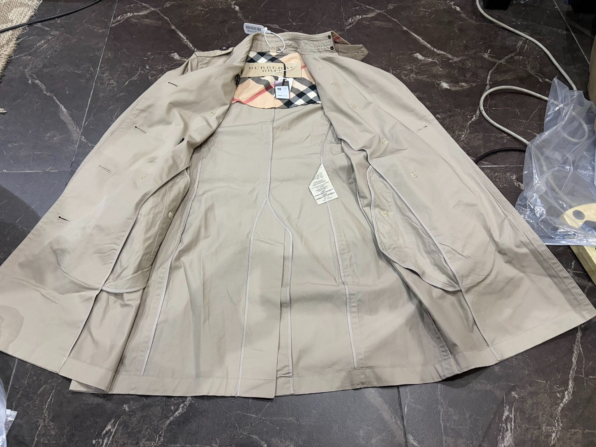Burberry Burberry Mid-Length Trench Coat Size XXS / US 00 / IT 34 - 6 Thumbnail