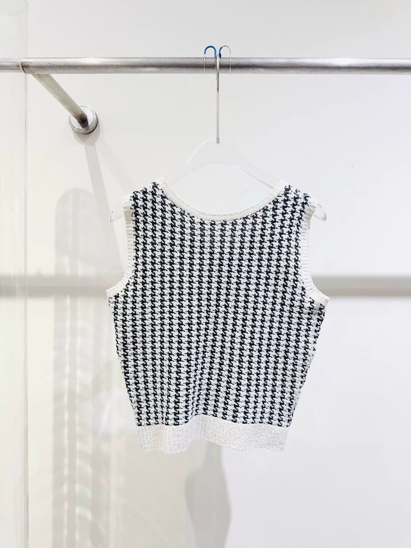Dior Dior Spring/Summer 24 Houndstooth Vest Size XS / US 0-2 / IT 36-38 - 3 Thumbnail