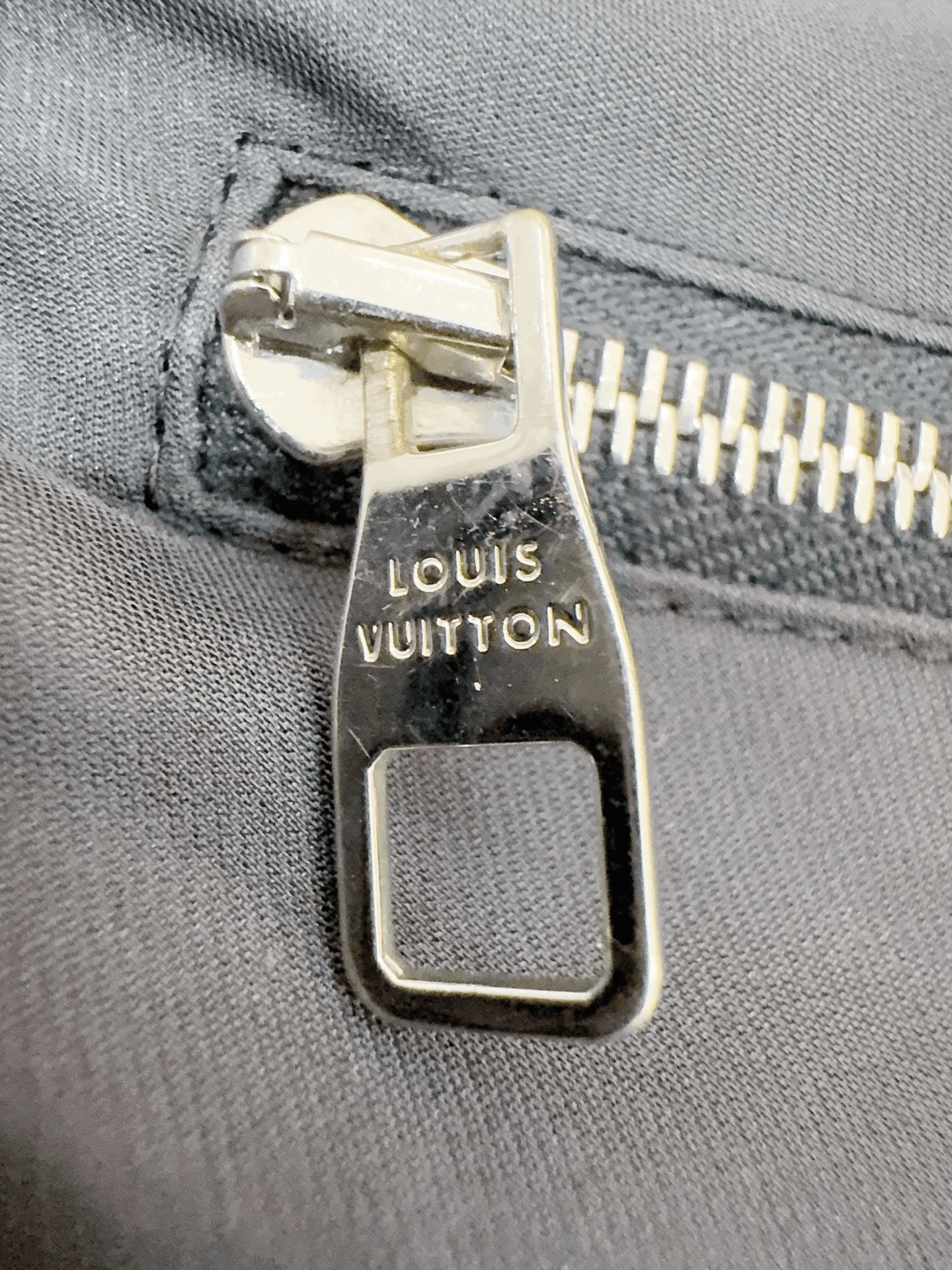 Louis Vuitton Louis Vuitton Gray Coat Size US S / EU 44-46 / 1 - 3 Thumbnail