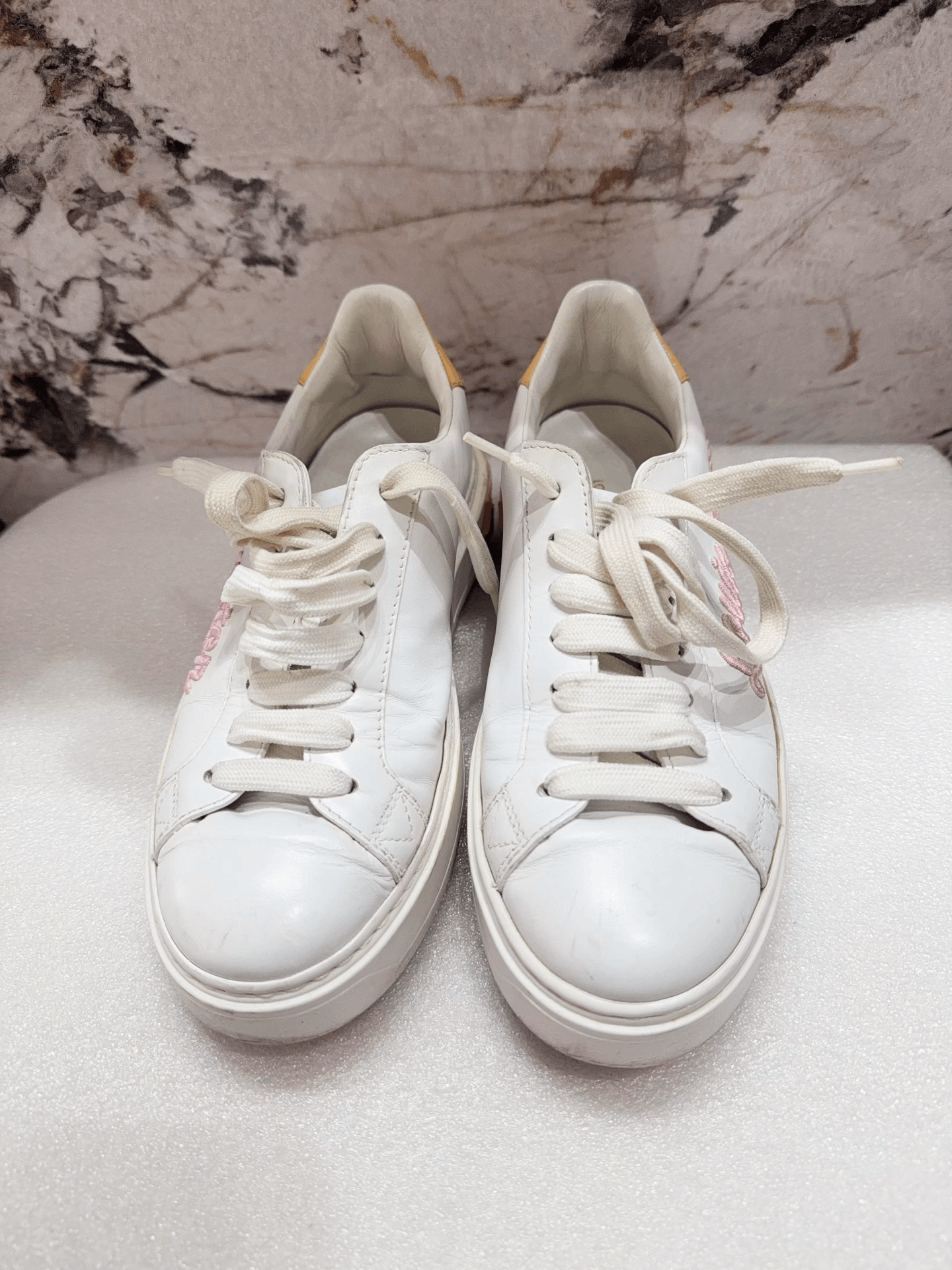 Louis Vuitton LV Casual Shoes Size US 6 / IT 36 - 2 Thumbnail