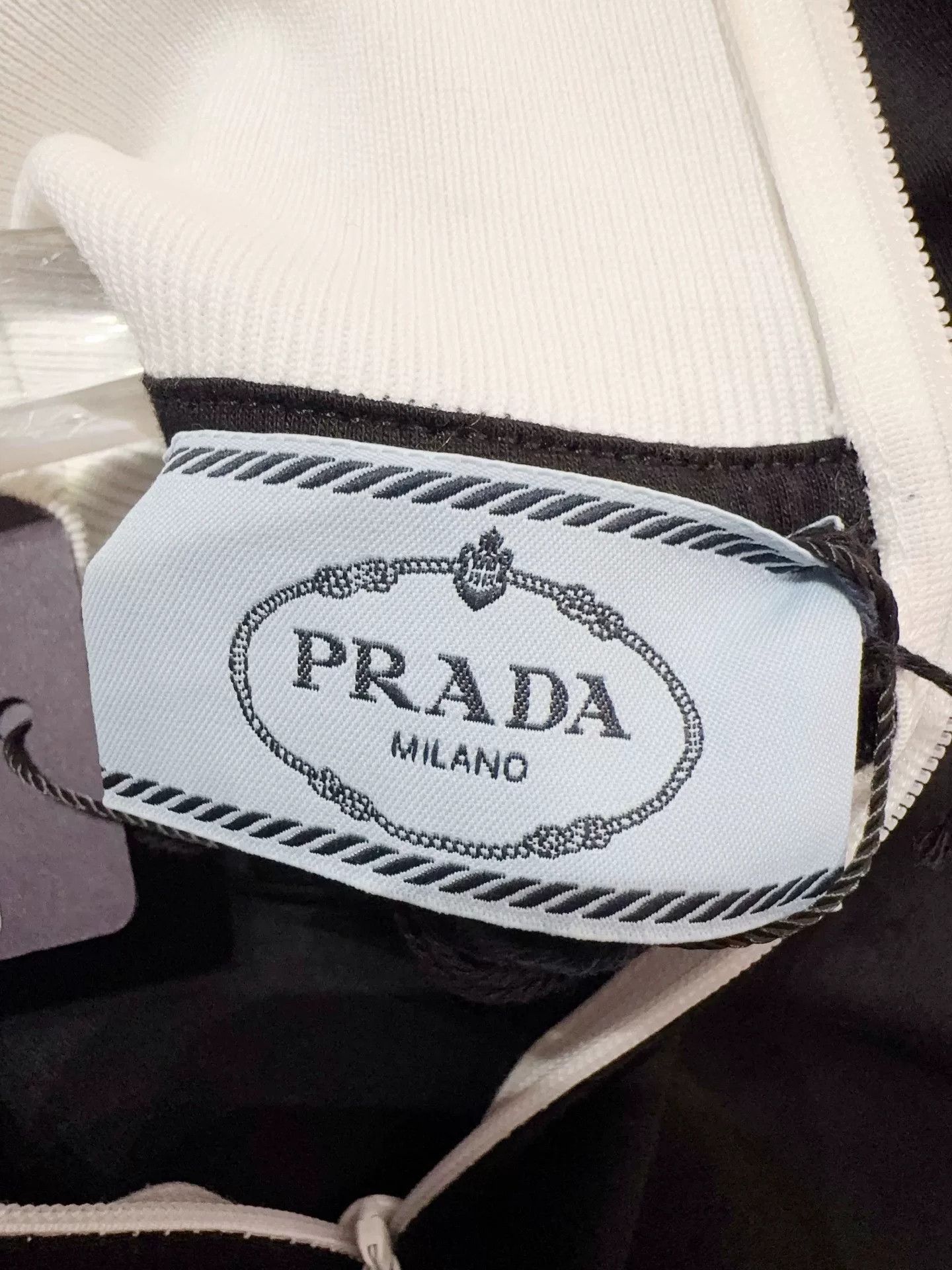 Prada Prada Black Long-Sleeve Top Size US S / EU 44-46 / 1 - 4 Thumbnail