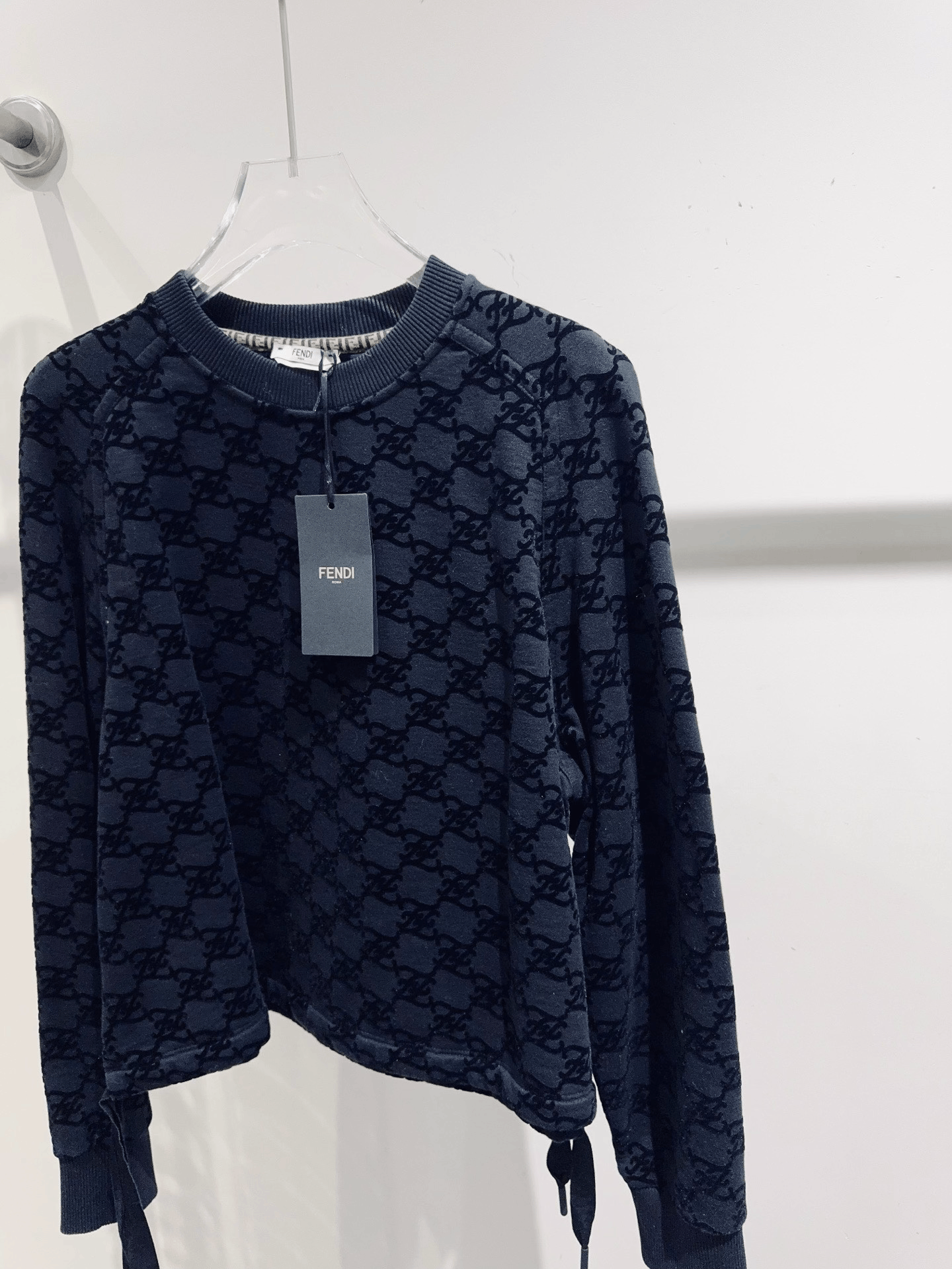 Fendi Fendi Flocked Logo Sweatshirt Size S / US 4 / IT 40 - 4 Thumbnail