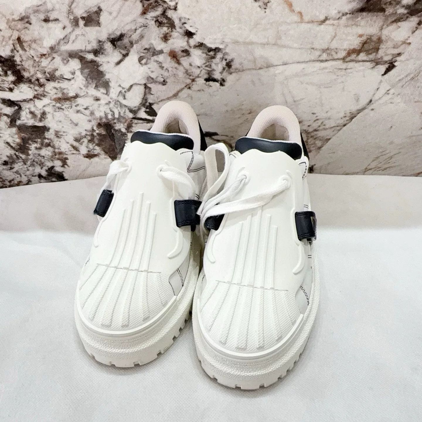 Dior Dior Shell Shoes Size US 4 / IT 34 - 2 Thumbnail