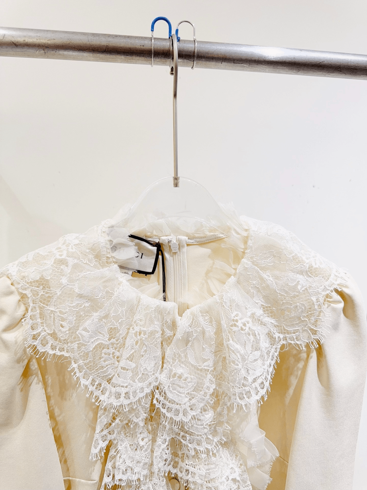 Gucci Gucci Lace Dress XS Size Size XS / US 0-2 / IT 36-38 - 2 Thumbnail