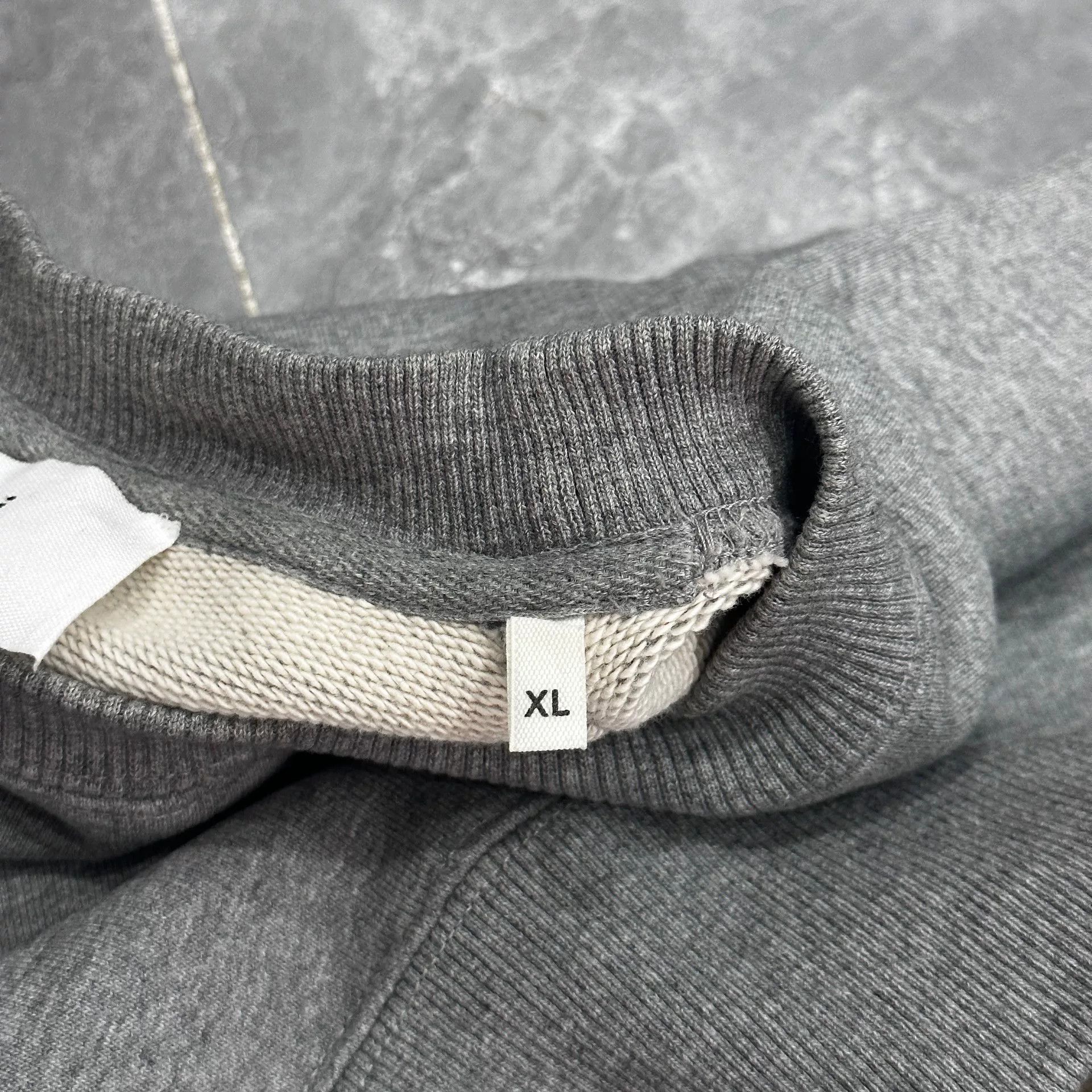 AMI Gray Sweatshirt with Red Heart Embroidery Size US XL / EU 56 / 4 - 6 Thumbnail