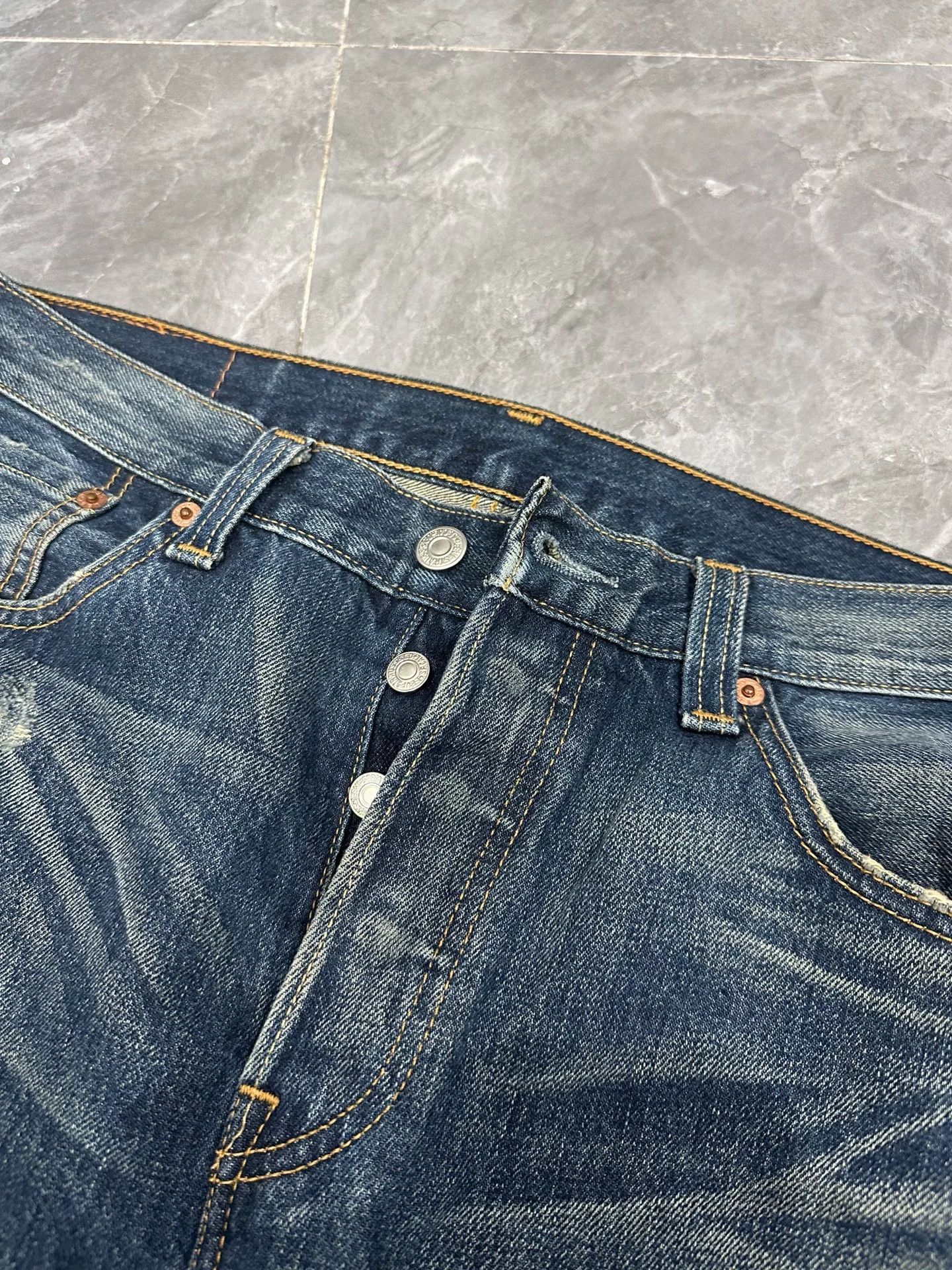 Levi's Levi's 501 Dark Blue Distressed Jeans Size US 30 / EU 46 - 3 Thumbnail