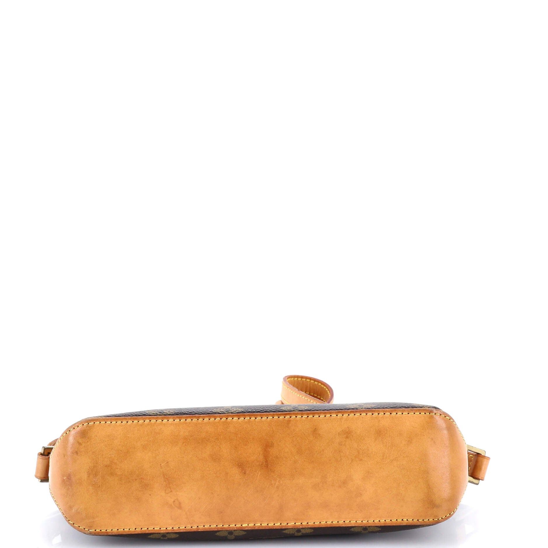 Louis Vuitton Trotteur Handbag Size ONE SIZE - 4 Thumbnail