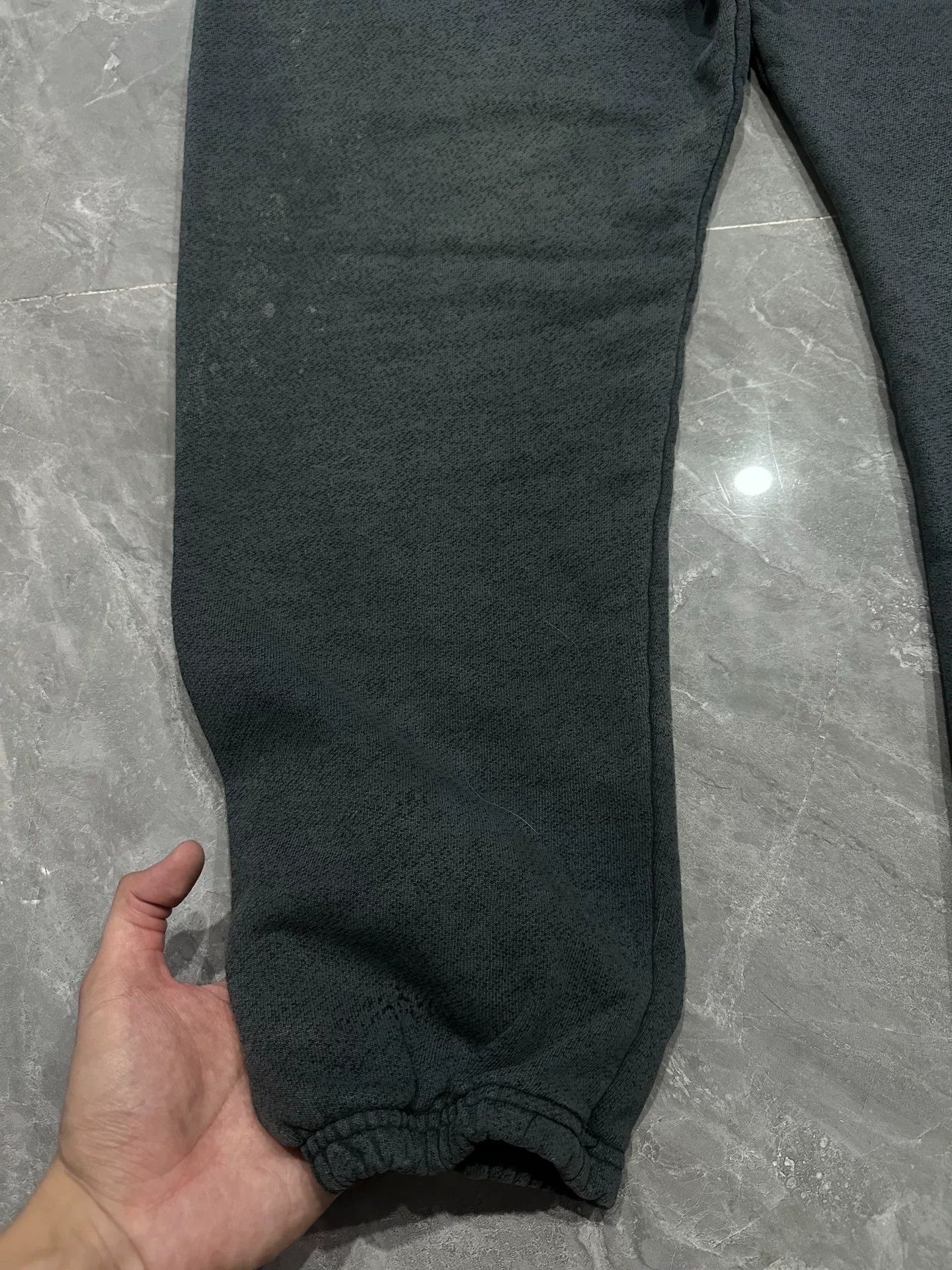 Gallery Dept. Gallery Dept Loose Pants in Dark Color Size US 31 - 7 Thumbnail