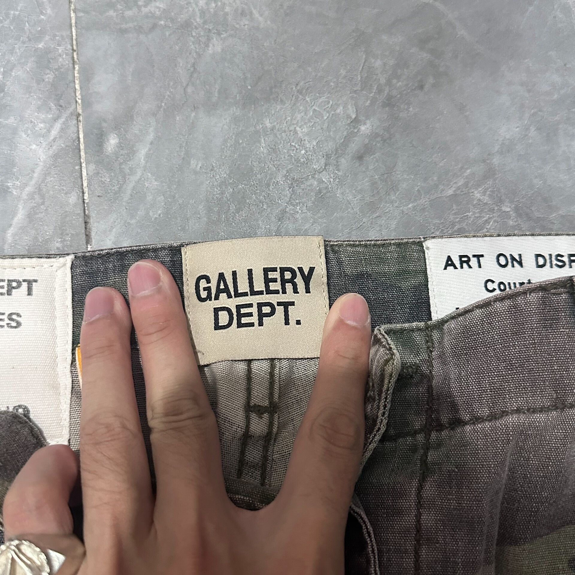 Gallery Dept. Camouflage Leopard Print Cargo Pants Size US 30 / EU 46 - 3 Thumbnail