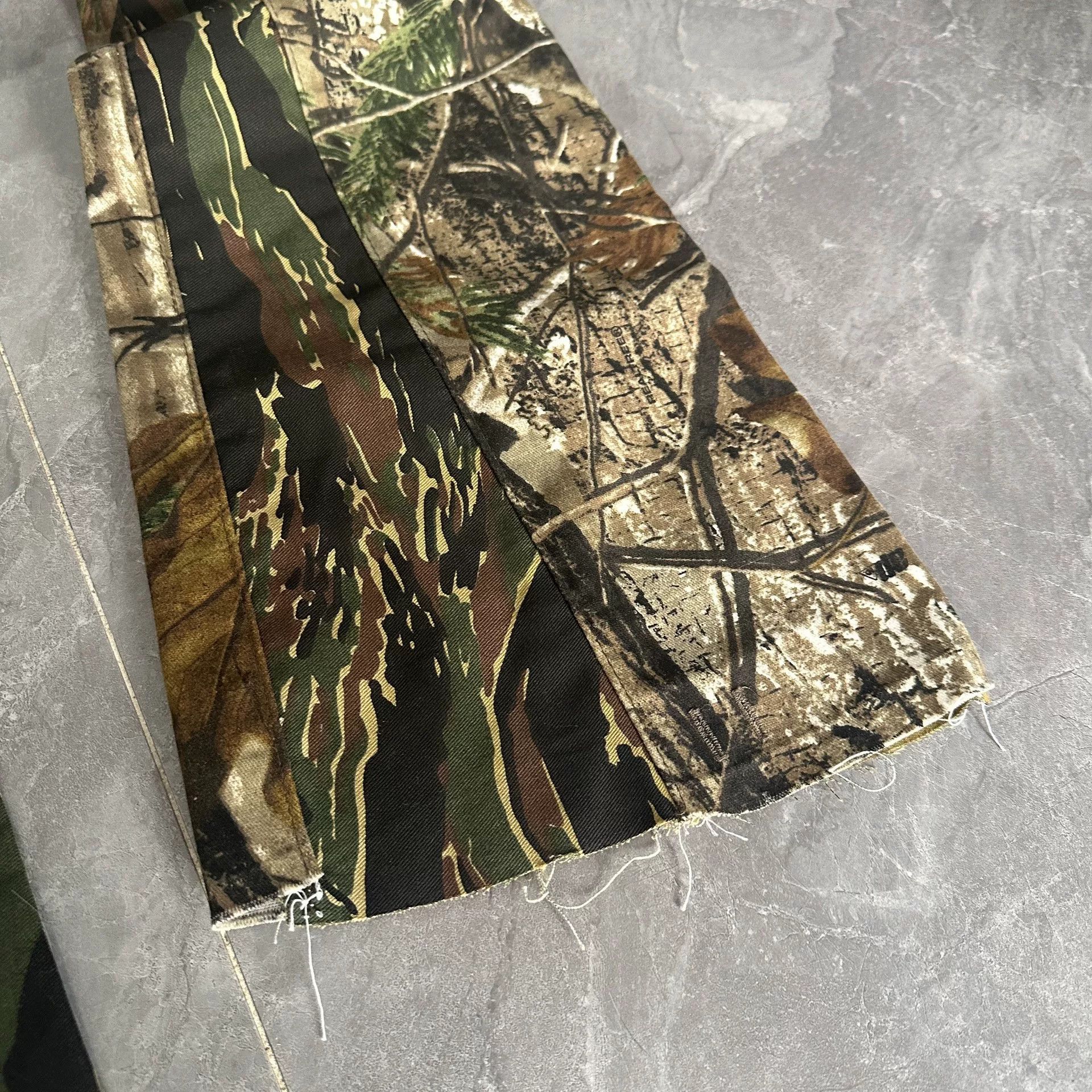 Gallery Dept. Limited Edition Gallery Dept. Cargo Pants Size US 30 / EU 46 - 6 Thumbnail
