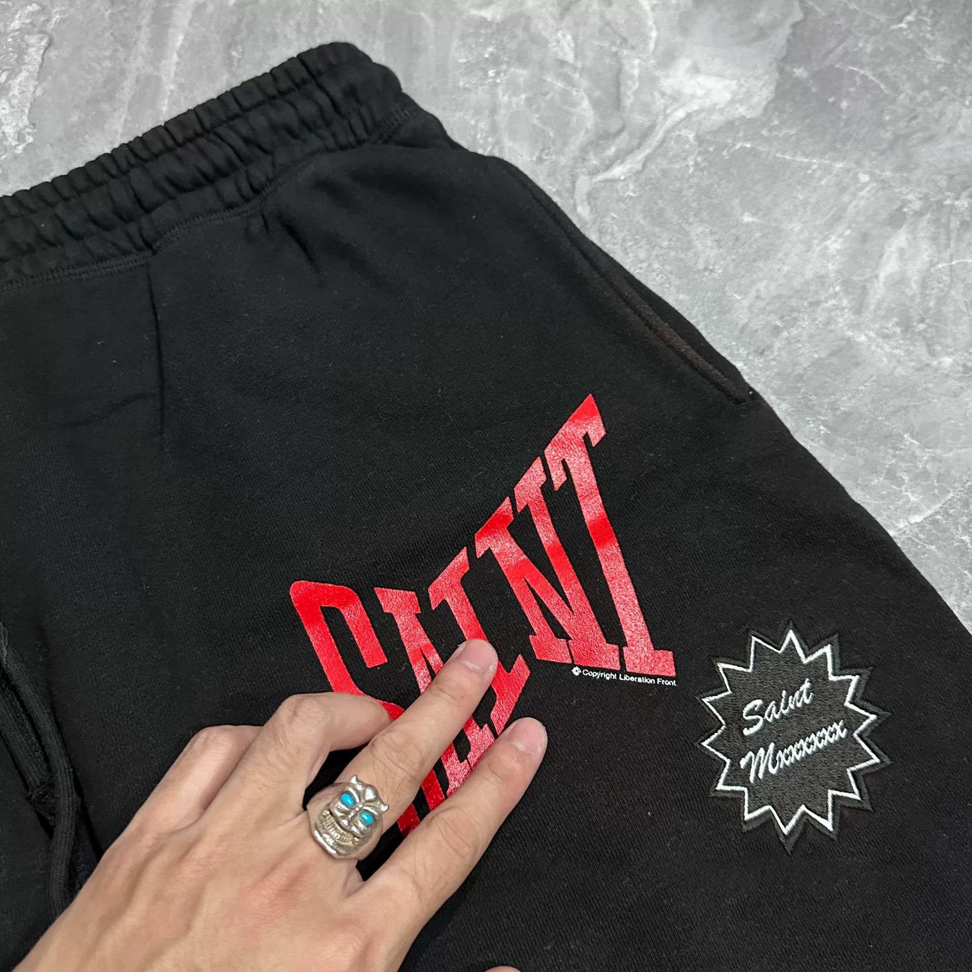Saint Michael Saint Michael Distressed Black Red Shorts Size US 30 / EU 46 - 4 Thumbnail
