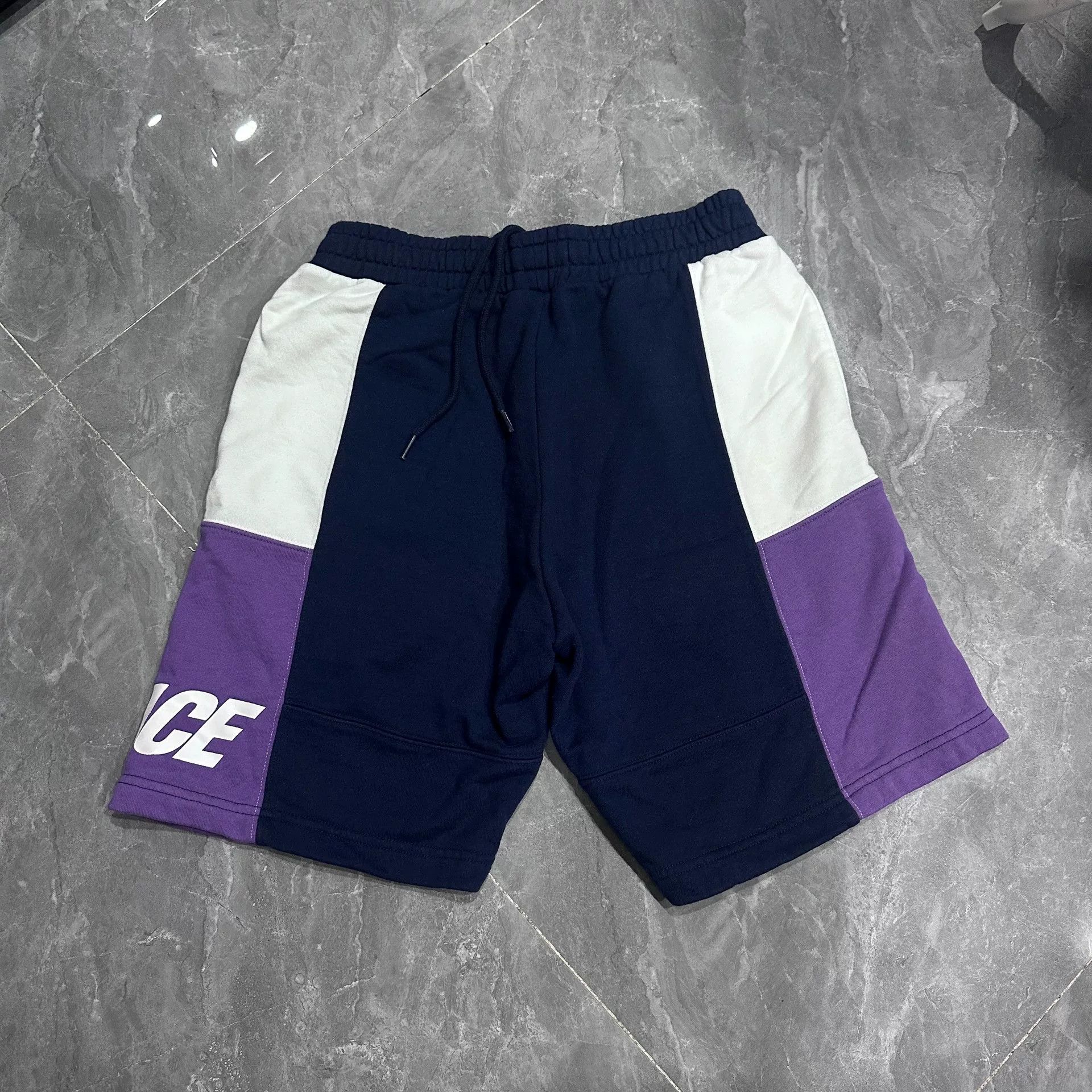 Palace Palace Purple Sports Shorts Size US 26 / EU 42 - 2 Thumbnail