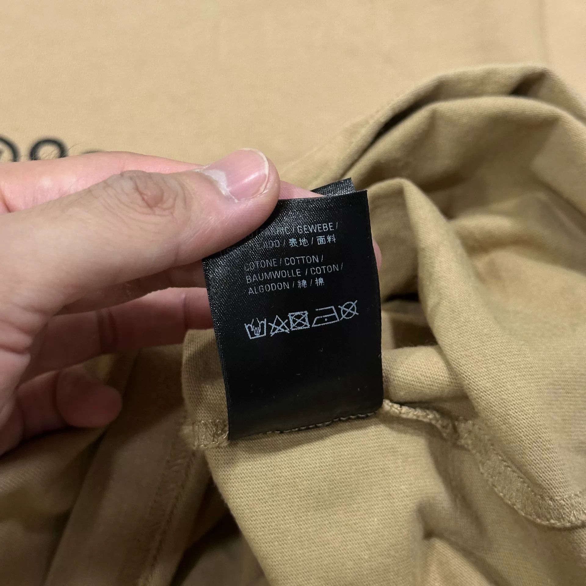 Balenciaga Balenciaga Short Sleeve T-Shirt in Beige Size US XS / EU 42 / 0 - 7 Thumbnail
