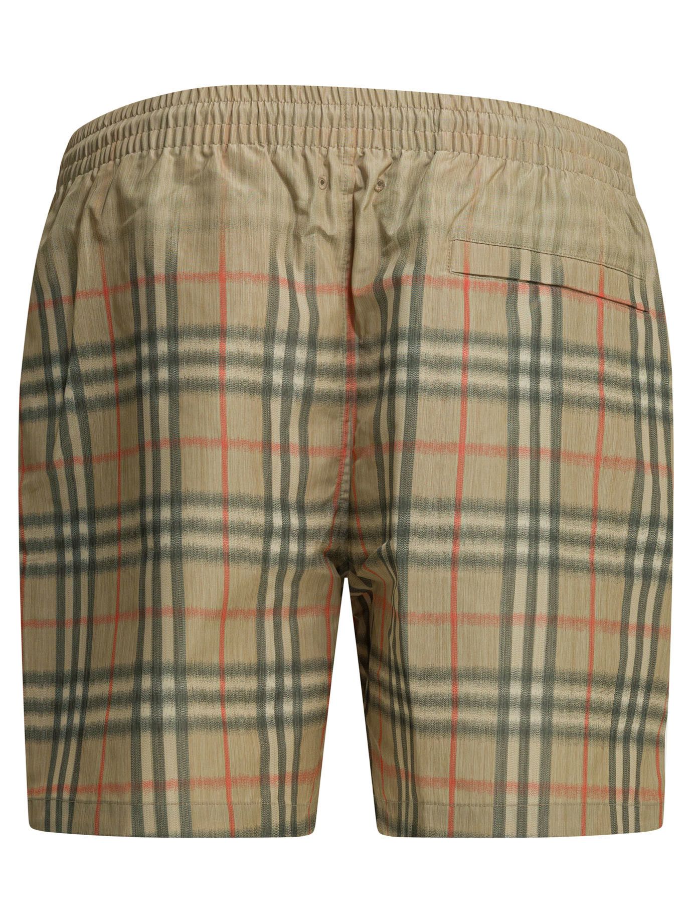 Burberry Burberry Check Swim Shorts tag size M Men - USA Duties Paid Size US 32 / EU 48 - 2 Thumbnail