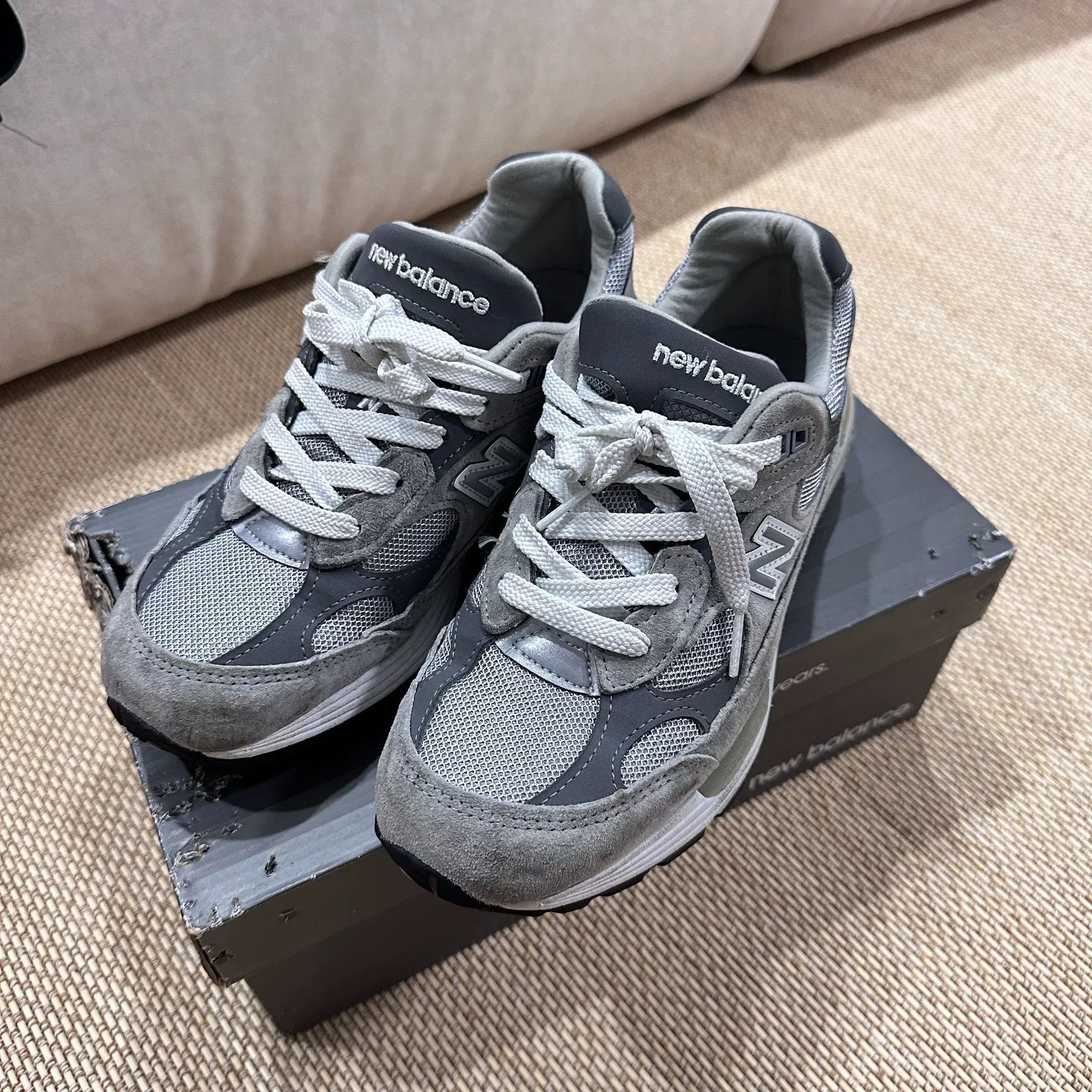 New Balance New Balance 992 Retro Casual Sneakers Size US 5.5 / EU 38 - 2 Thumbnail