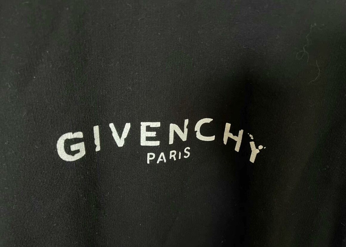 Givenchy Givenchy Black Distressed Logo Sweatshirt Size US XS / EU 42 / 0 - 2 Thumbnail