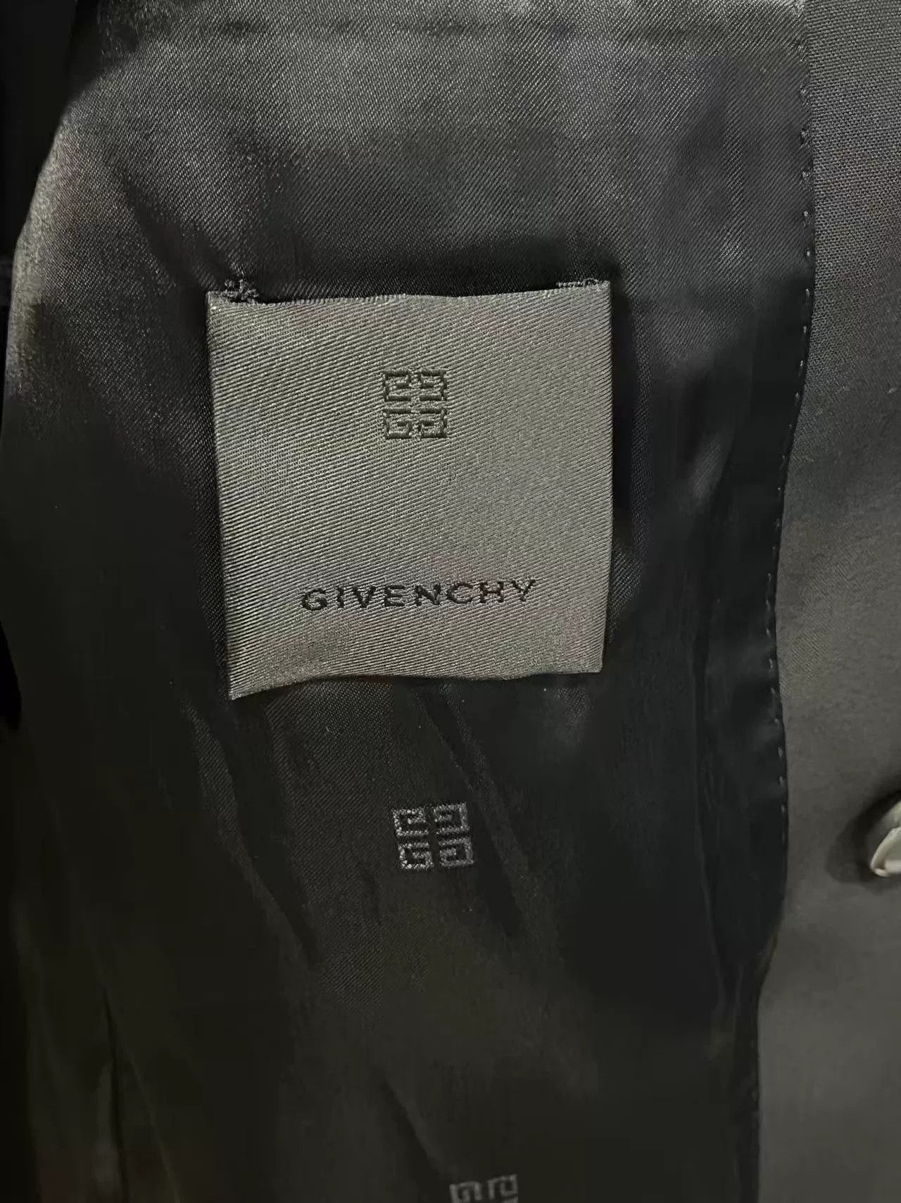 Givenchy Givenchy Black U-Lock Suit Coat Size US M / EU 48-50 / 2 - 6 Thumbnail