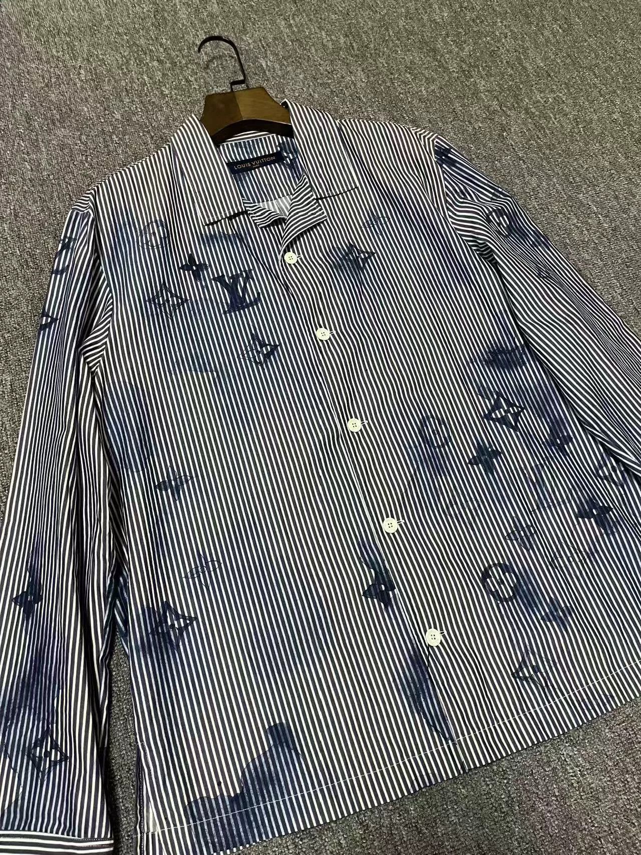 Louis Vuitton Louis Vuitton Ink Logo Striped Shirt Size US M / EU 48-50 / 2 - 3 Thumbnail