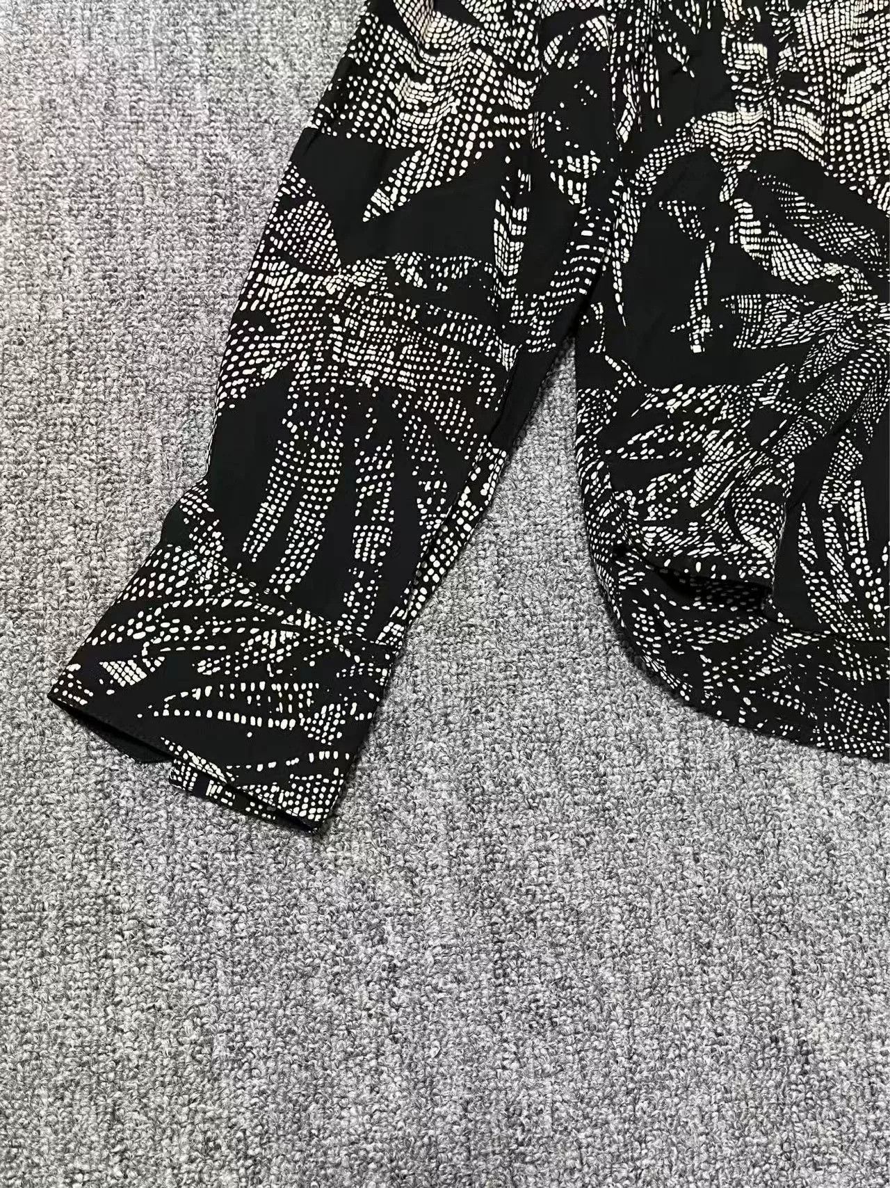 Saint Laurent Paris Saint Laurent Palm Print Casual Shirt Size US M / EU 48-50 / 2 - 5 Thumbnail