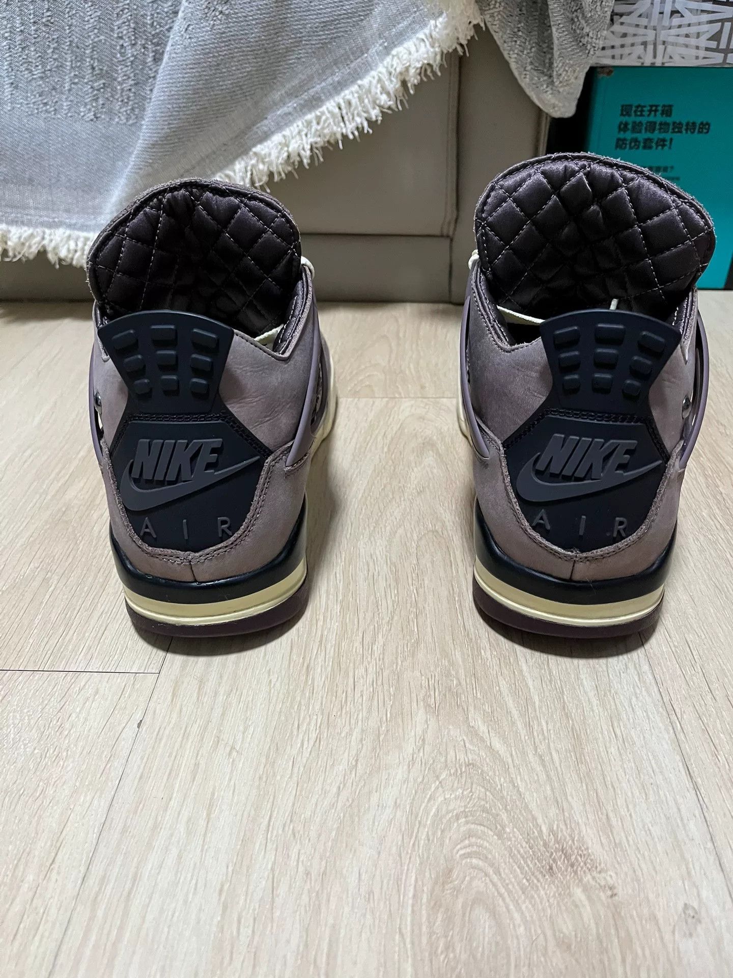 Jordan Brand Air Jordan 4 AMM Collaboration Size US 10 / EU 43 - 3 Thumbnail