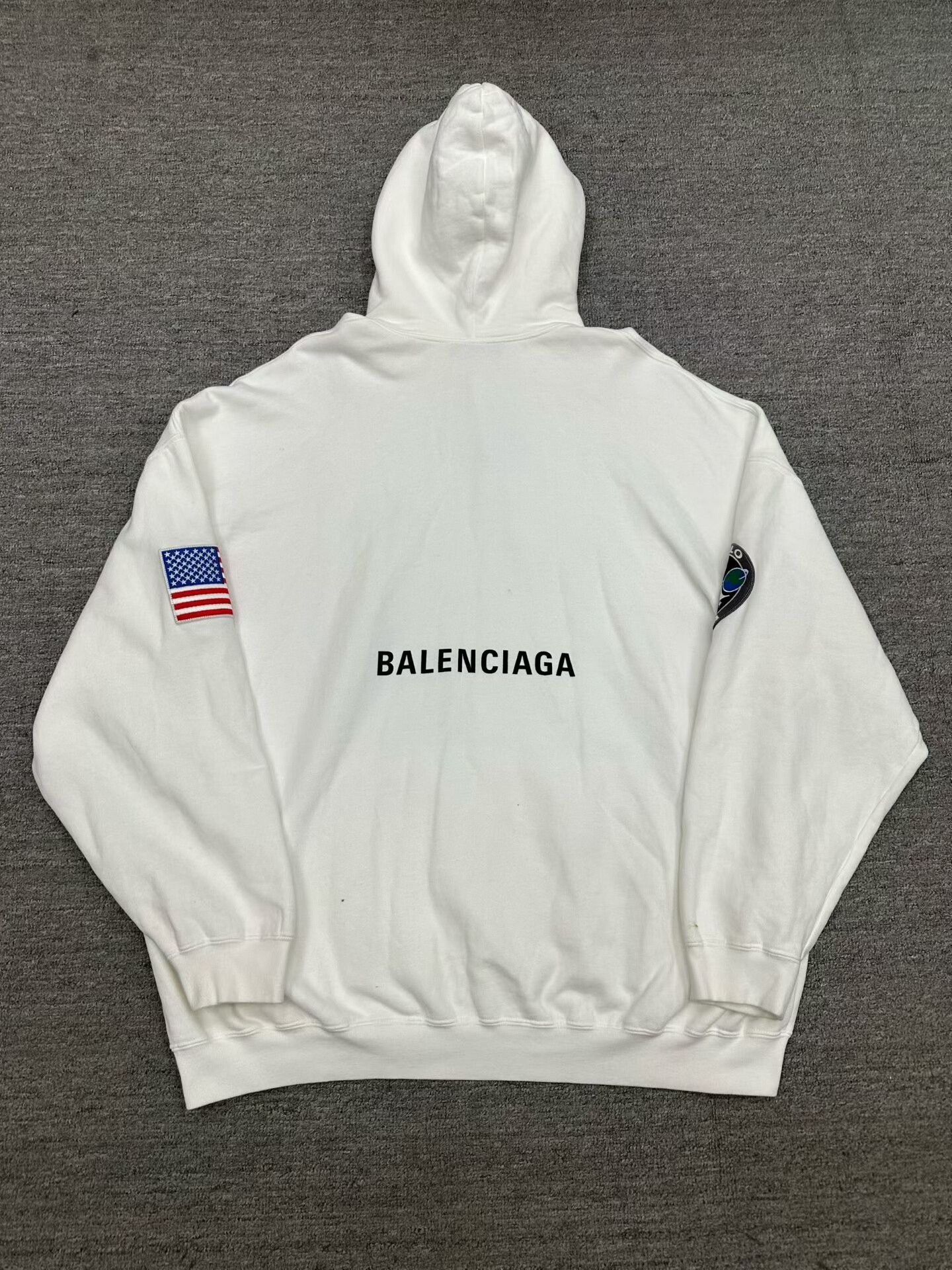 Balenciaga Balenciaga NASA Collaboration Sweatshirt Size US XXS / EU 40 - 2 Thumbnail