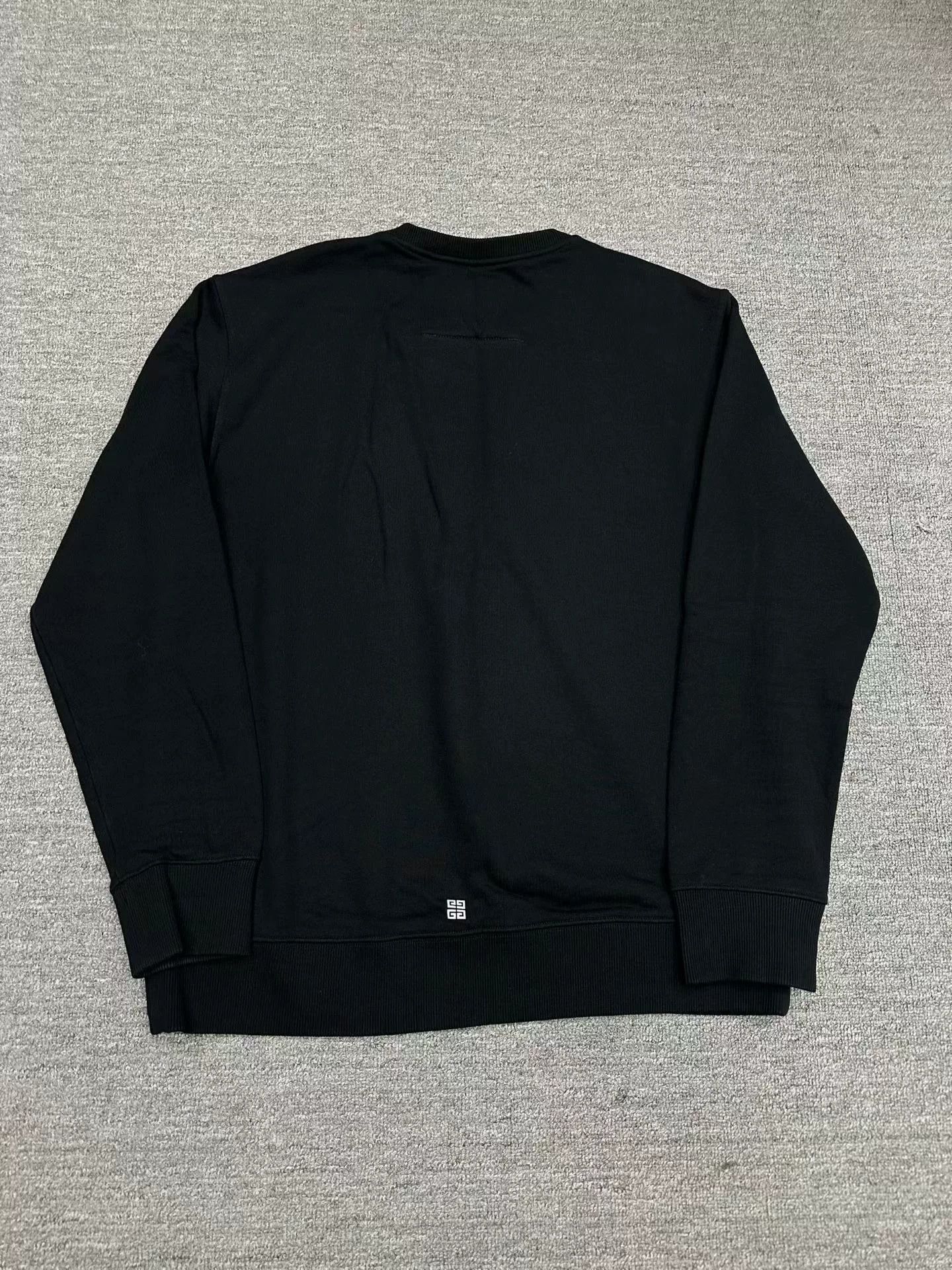 Givenchy Givenchy New Rainbow Letter Embroidery Sweater XL Size US XL / EU 56 / 4 - 2 Thumbnail