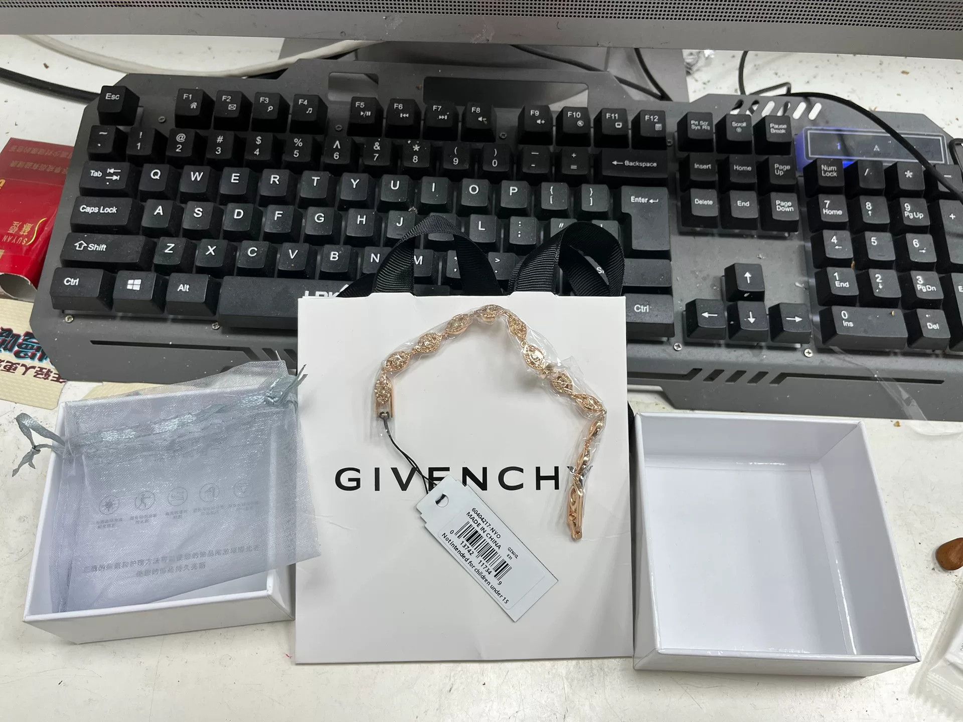 Givenchy Givenchy Hollow Bracelet Size ONE SIZE - 2 Thumbnail
