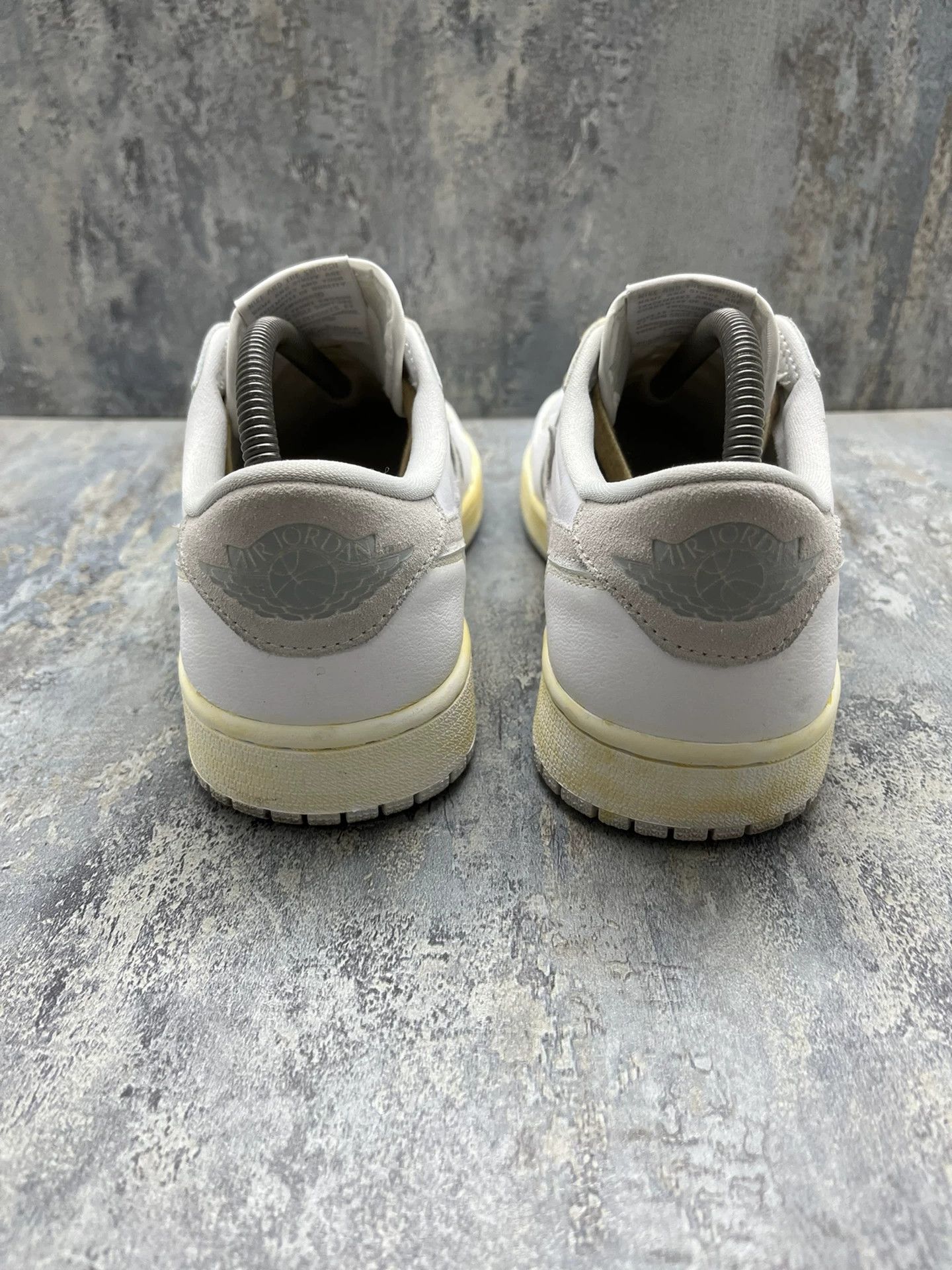 Jordan Brand Air Jordan 1 Low Gray White Size US 9 / EU 42 - 2 Thumbnail