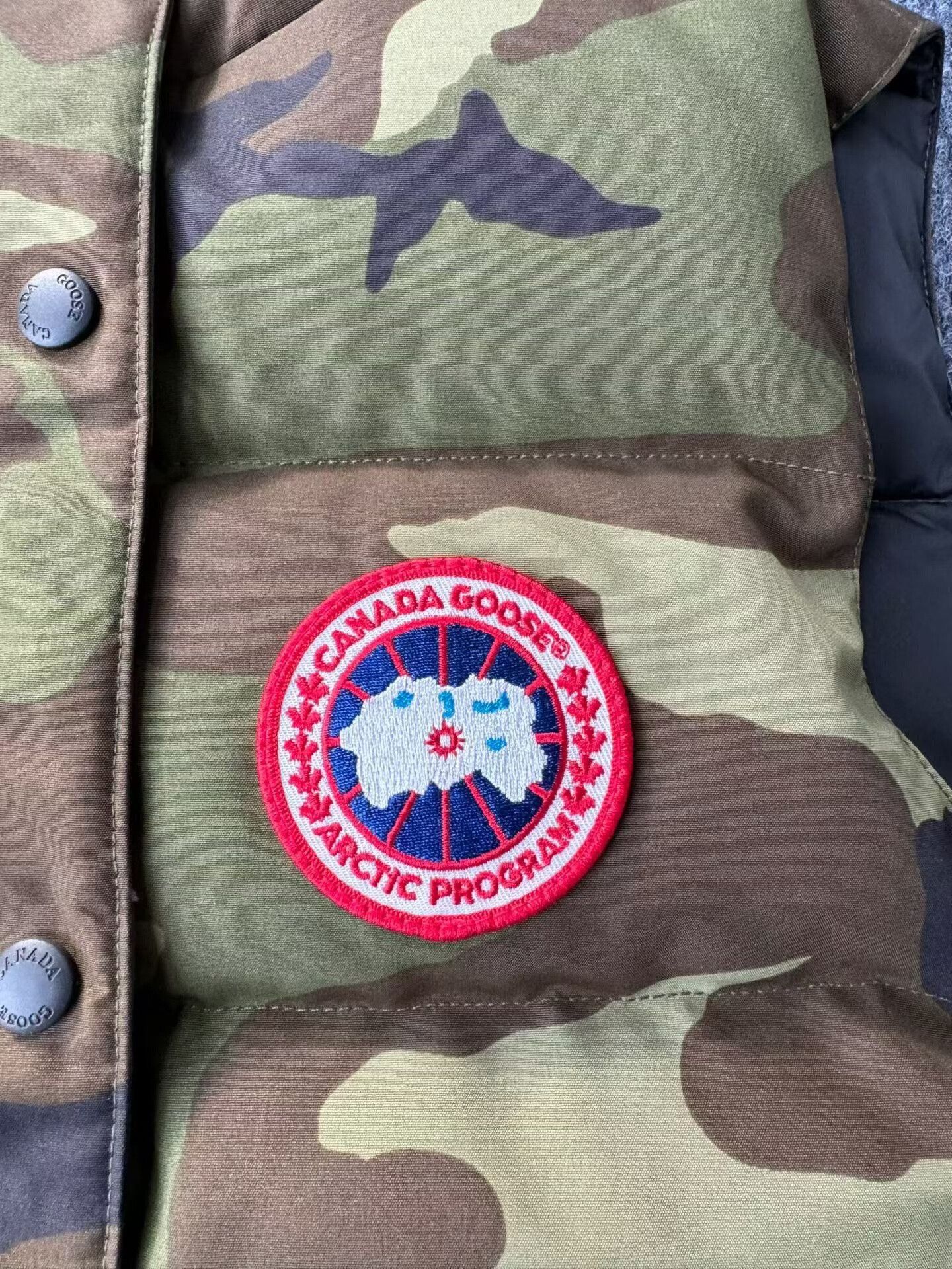 Canada Goose Canada Goose Freestyle Camo Down Vest Size US M / EU 48-50 / 2 - 3 Thumbnail