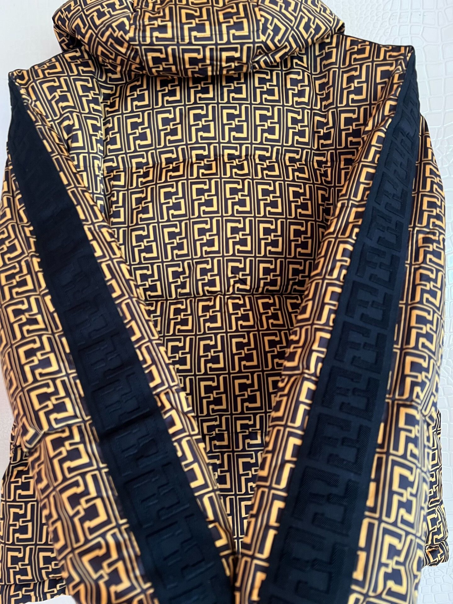 Fendi FENDI LOR FF Reversible Women's Down Jacket Size S / US 4 / IT 40 - 3 Thumbnail
