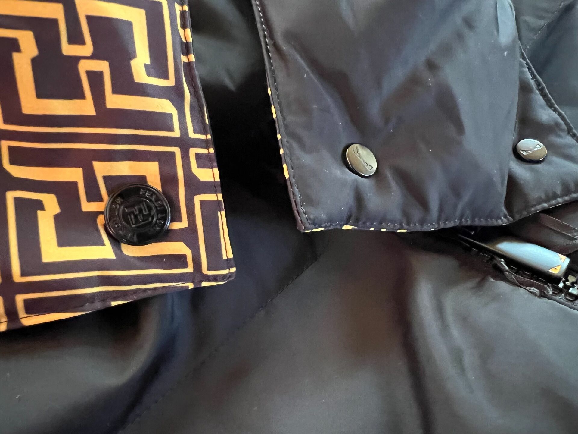 Fendi FENDI LOR FF Reversible Women's Down Jacket Size S / US 4 / IT 40 - 7 Thumbnail