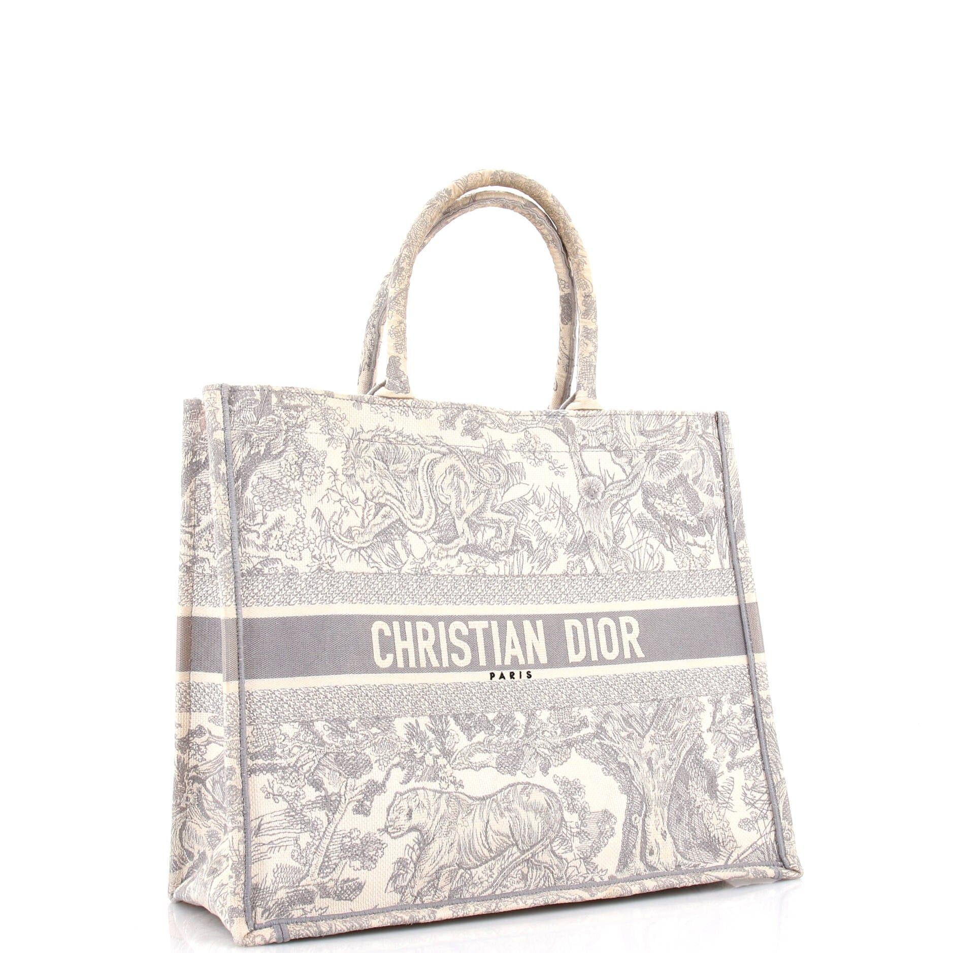 Dior Book Tote Size ONE SIZE - 2 Thumbnail