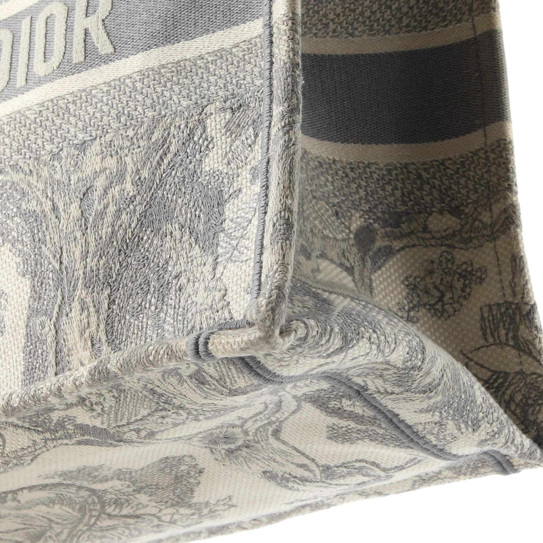 Dior Book Tote Size ONE SIZE - 7 Thumbnail