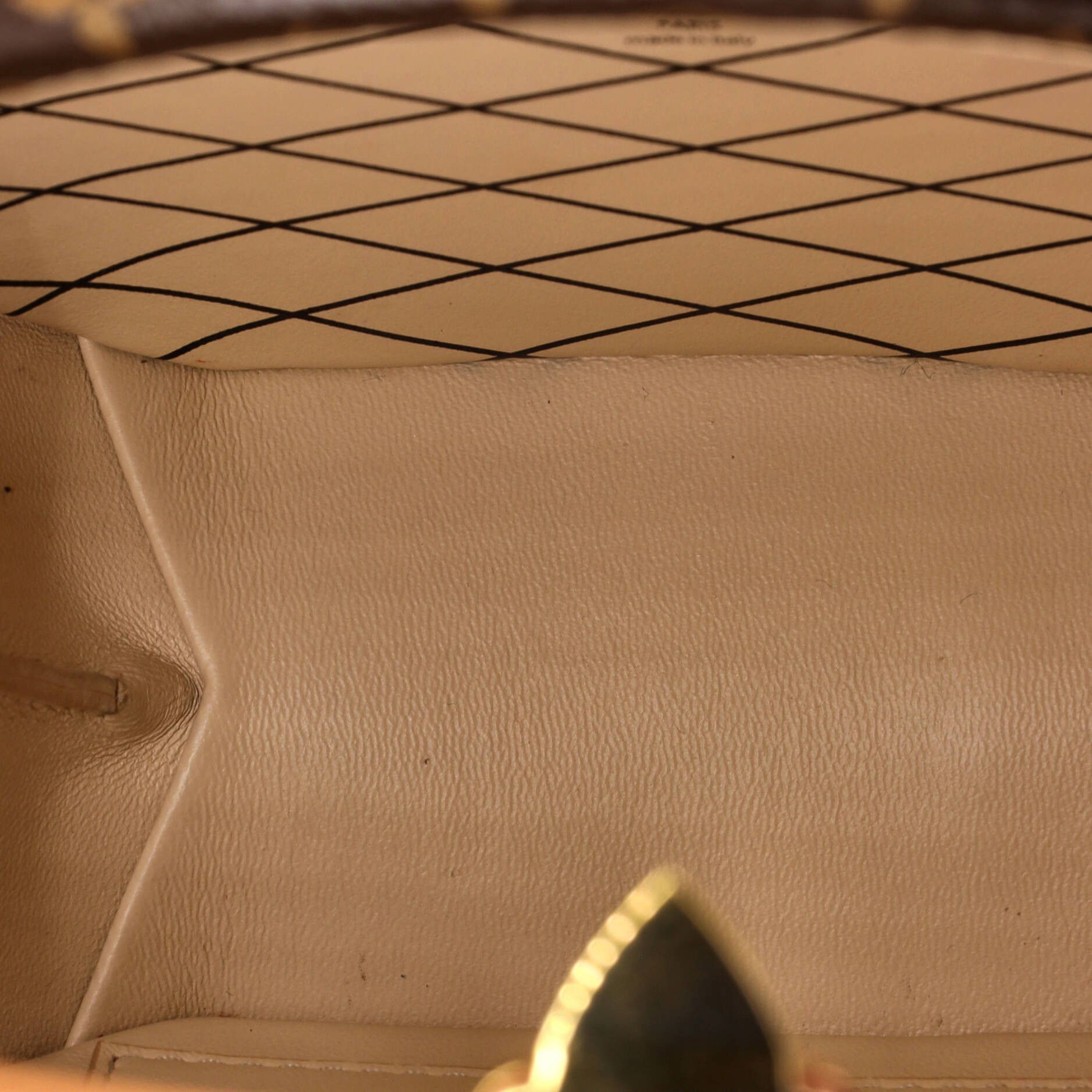 Louis Vuitton Petite Boite Chapeau Bag Size ONE SIZE - 5 Thumbnail