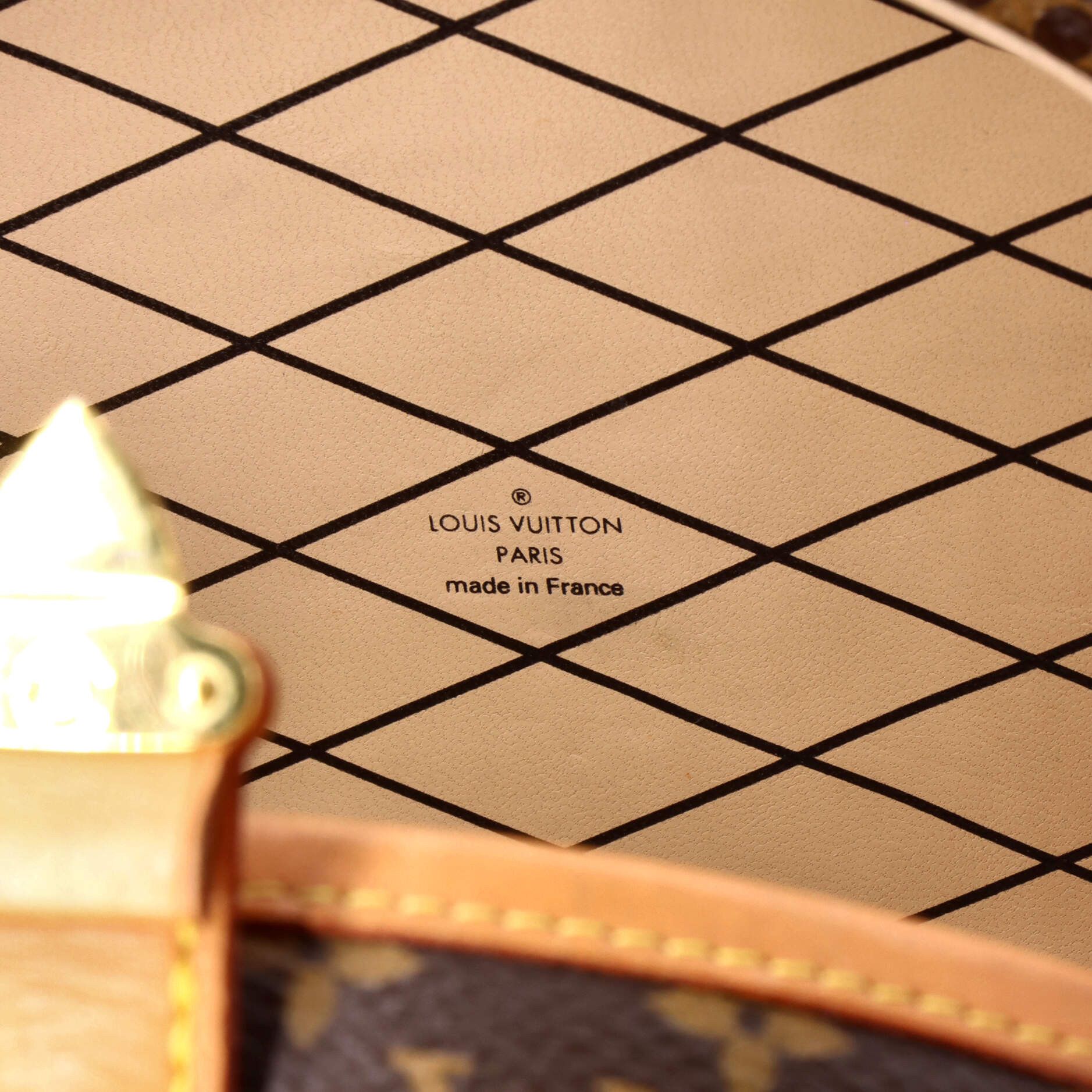 Louis Vuitton Petite Boite Chapeau Bag Size ONE SIZE - 6 Thumbnail