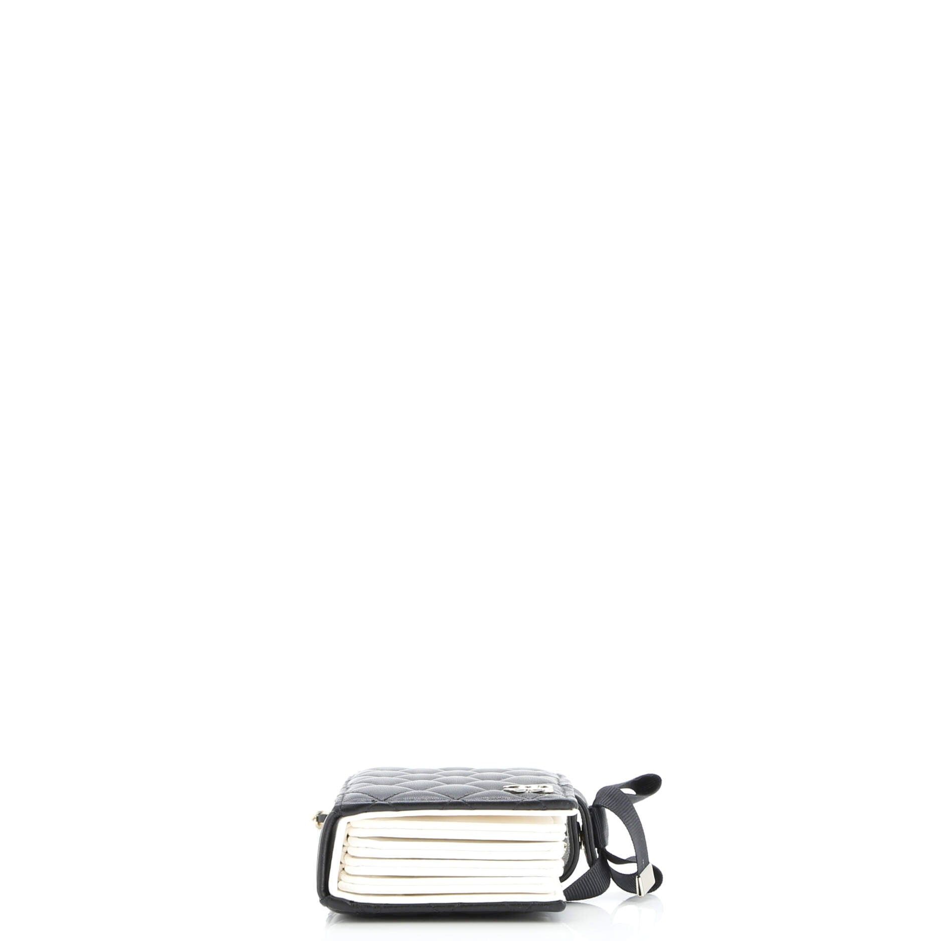 Chanel CC Book Card Holder with Chain Size ONE SIZE - 4 Thumbnail