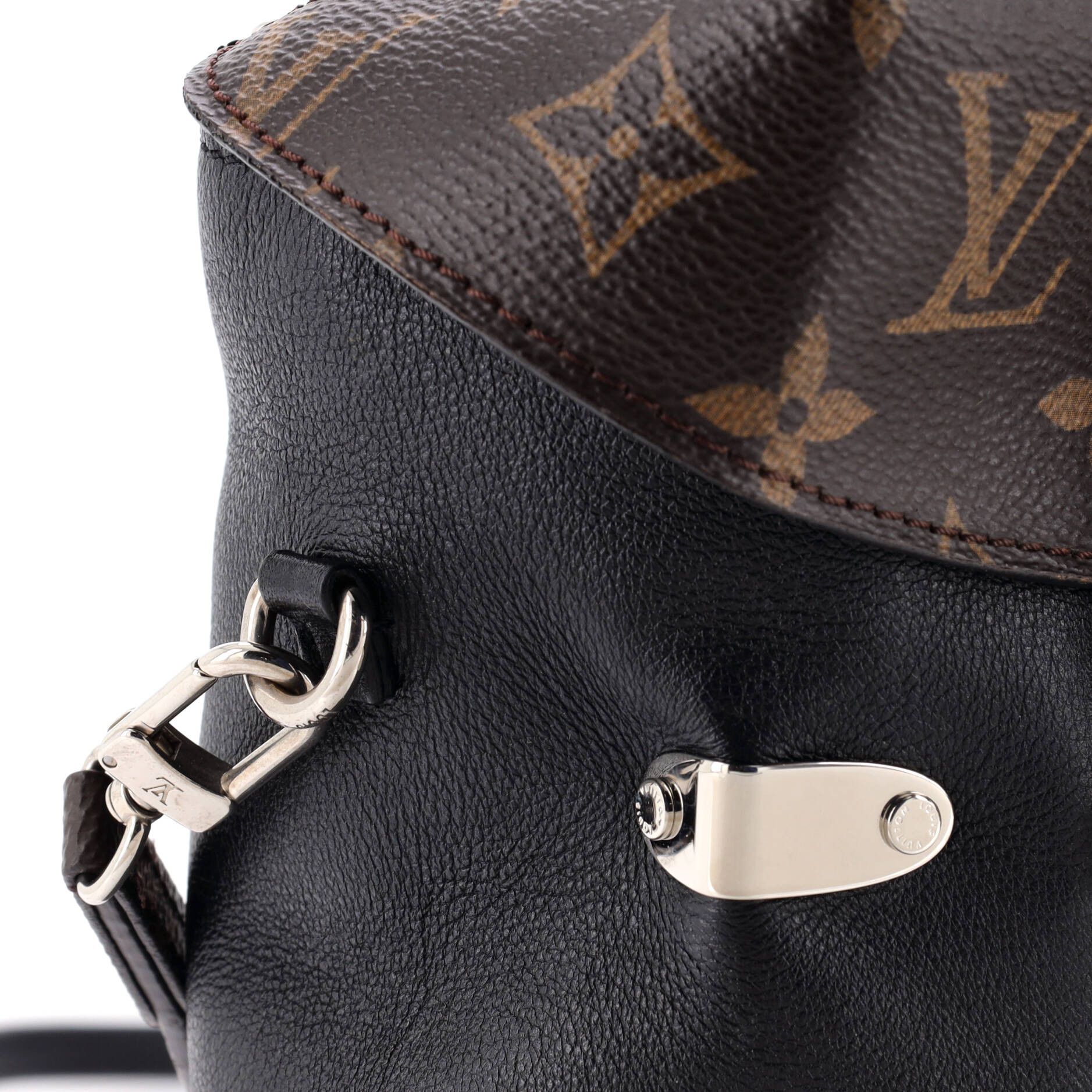 Louis Vuitton Camera Box Handbag Size ONE SIZE - 6 Thumbnail