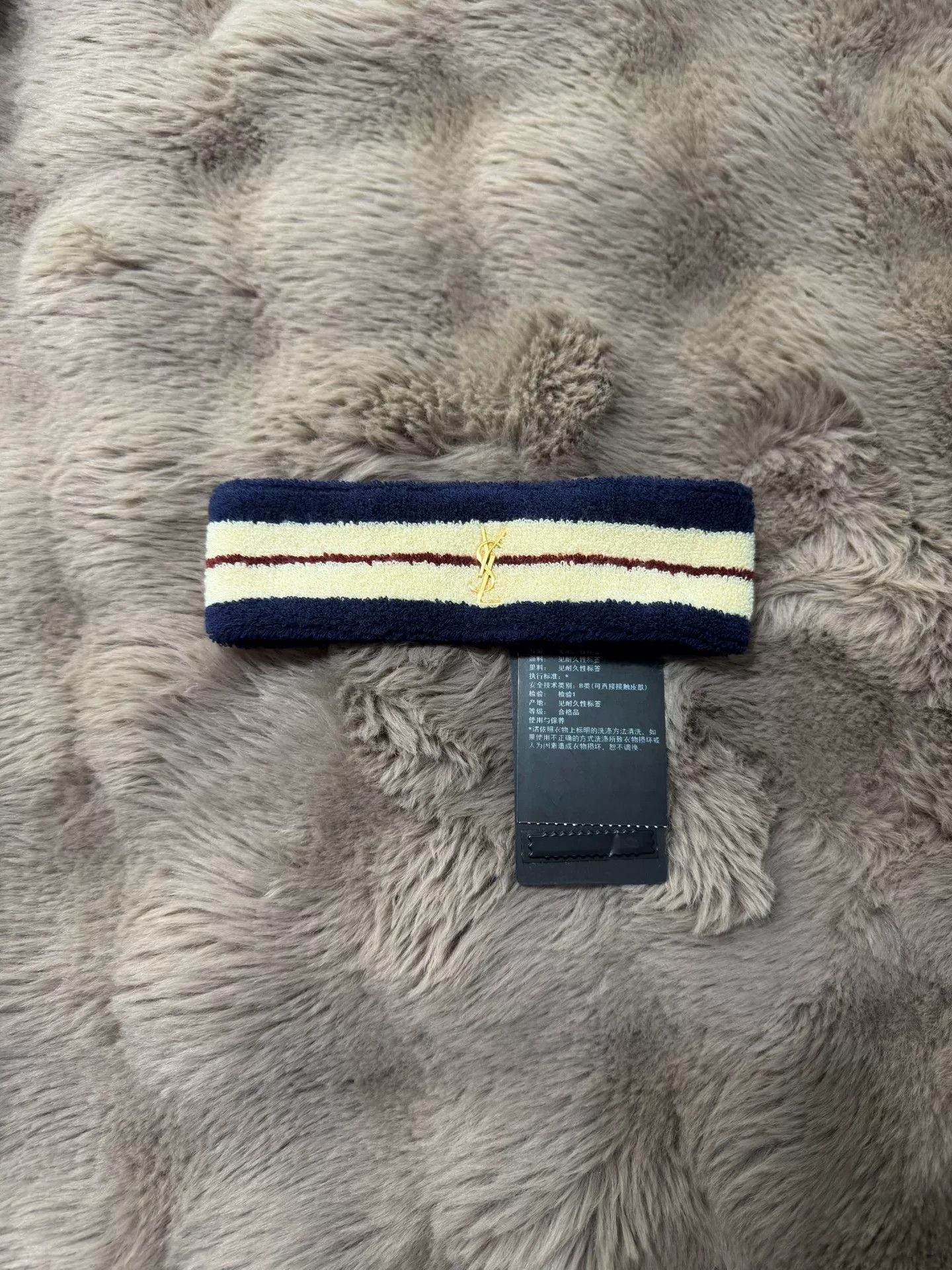 Saint Laurent Paris Saint Laurent Gold Logo Headband Size ONE SIZE - 8 Thumbnail