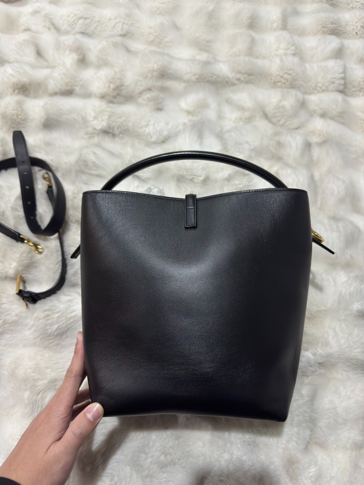Yves Saint Laurent YSL Le37 Hobo Bag Size ONE SIZE - 5 Thumbnail