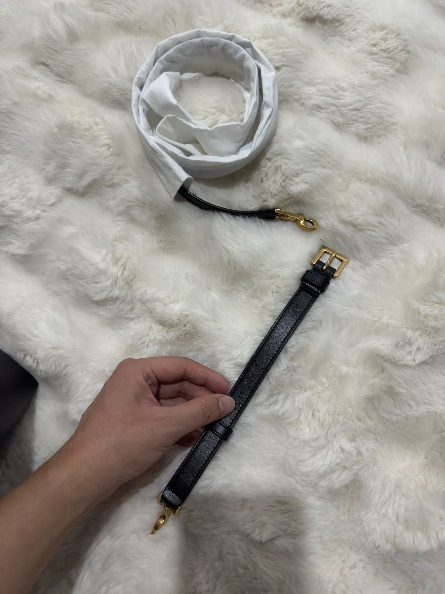 Yves Saint Laurent Saint Laurent Le37 Hobo Bag Size ONE SIZE - 8 Thumbnail