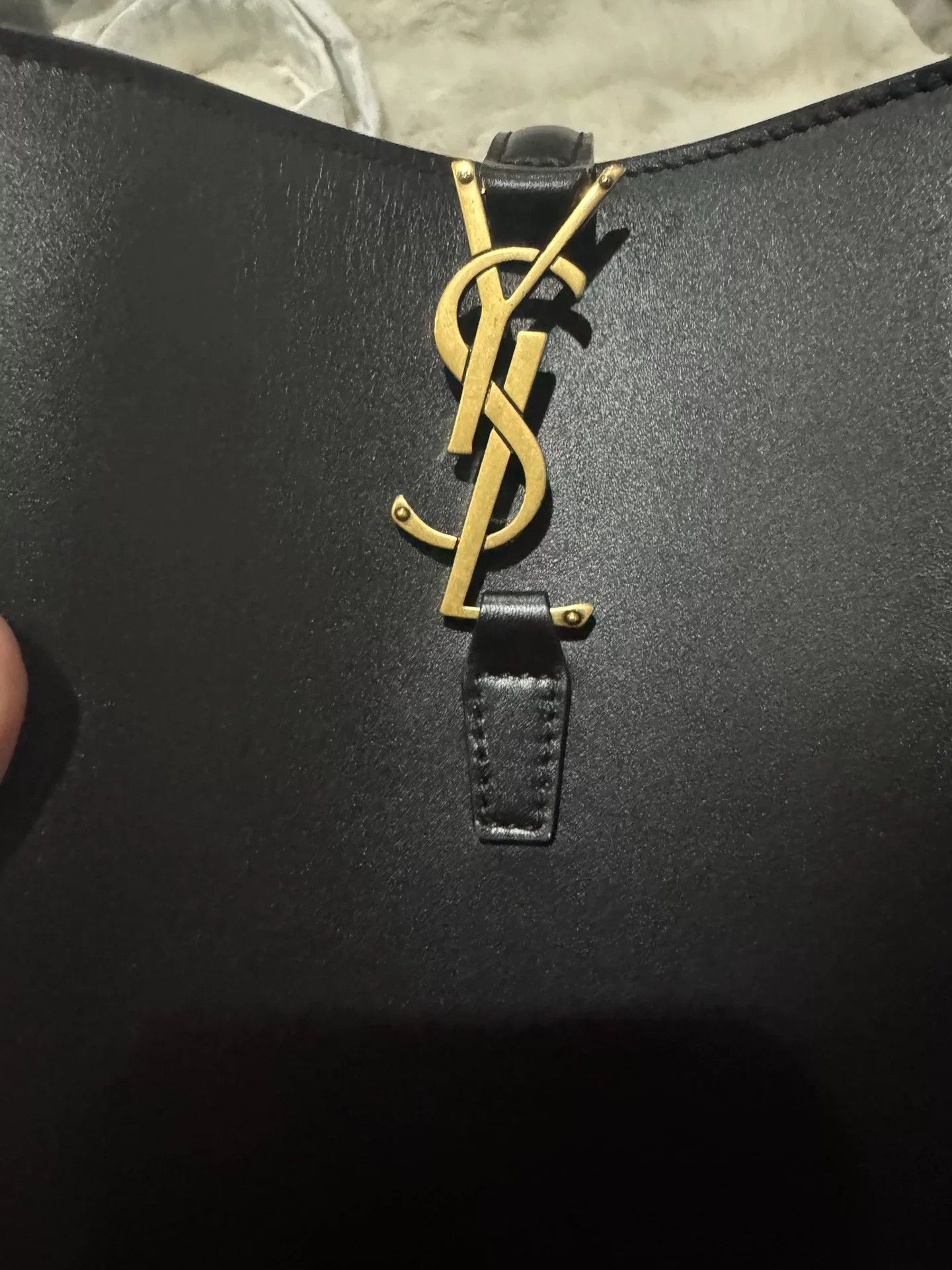 Yves Saint Laurent Saint Laurent Le37 Hobo Bag Size ONE SIZE - 5 Thumbnail