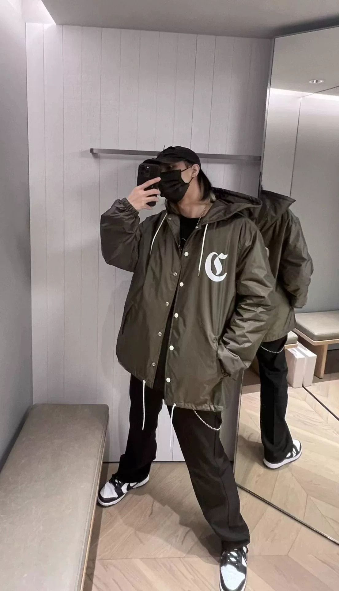 Celine Celine Gothic Logo Baseball Jacket Size US M / EU 48-50 / 2 - 9 Thumbnail