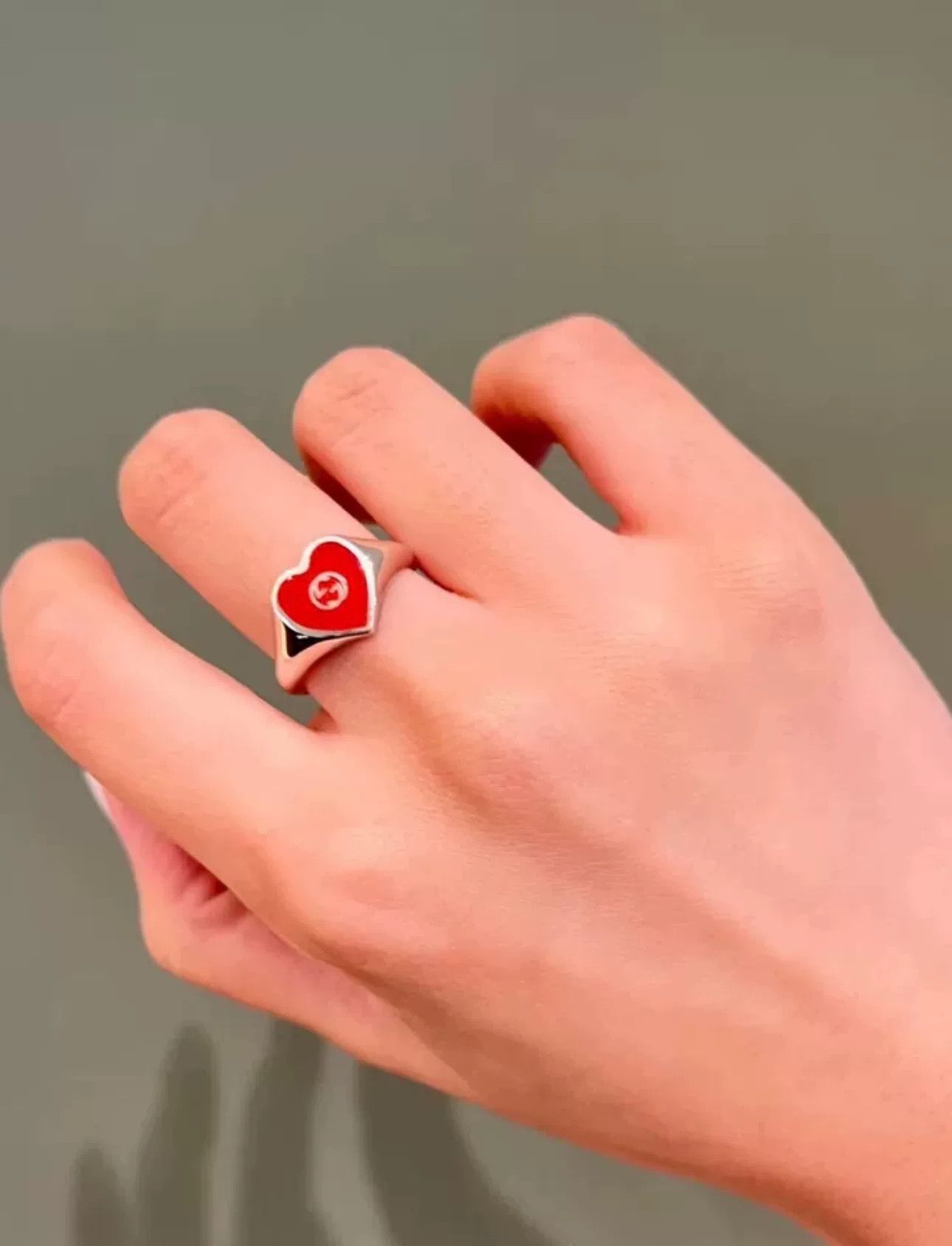Gucci Gucci Red Heart Ring Size ONE SIZE - 2 Thumbnail