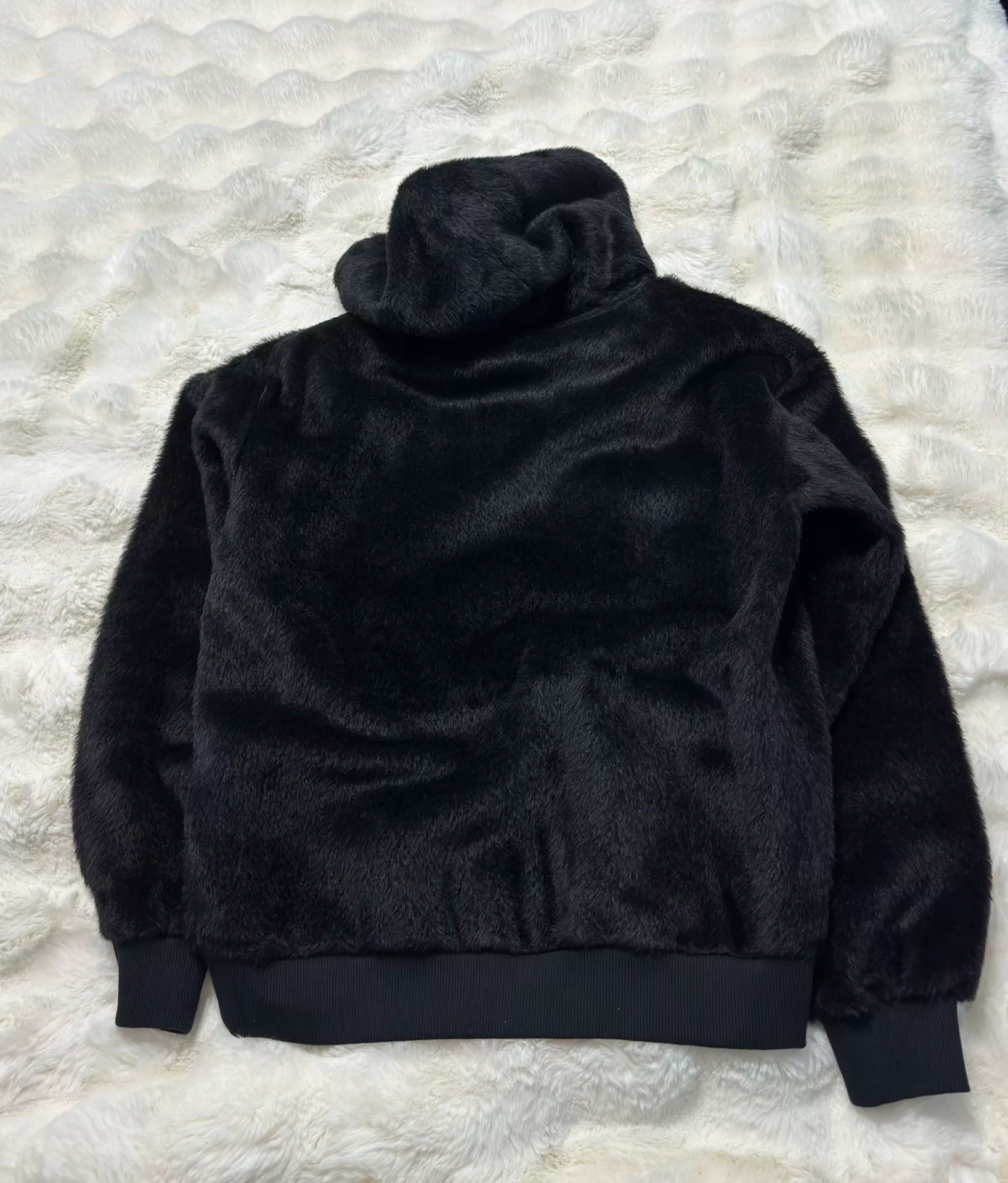 Celine Celine Logo Fleece Studded Sweatshirt XS Size XS / US 0-2 / IT 36-38 - 2 Thumbnail