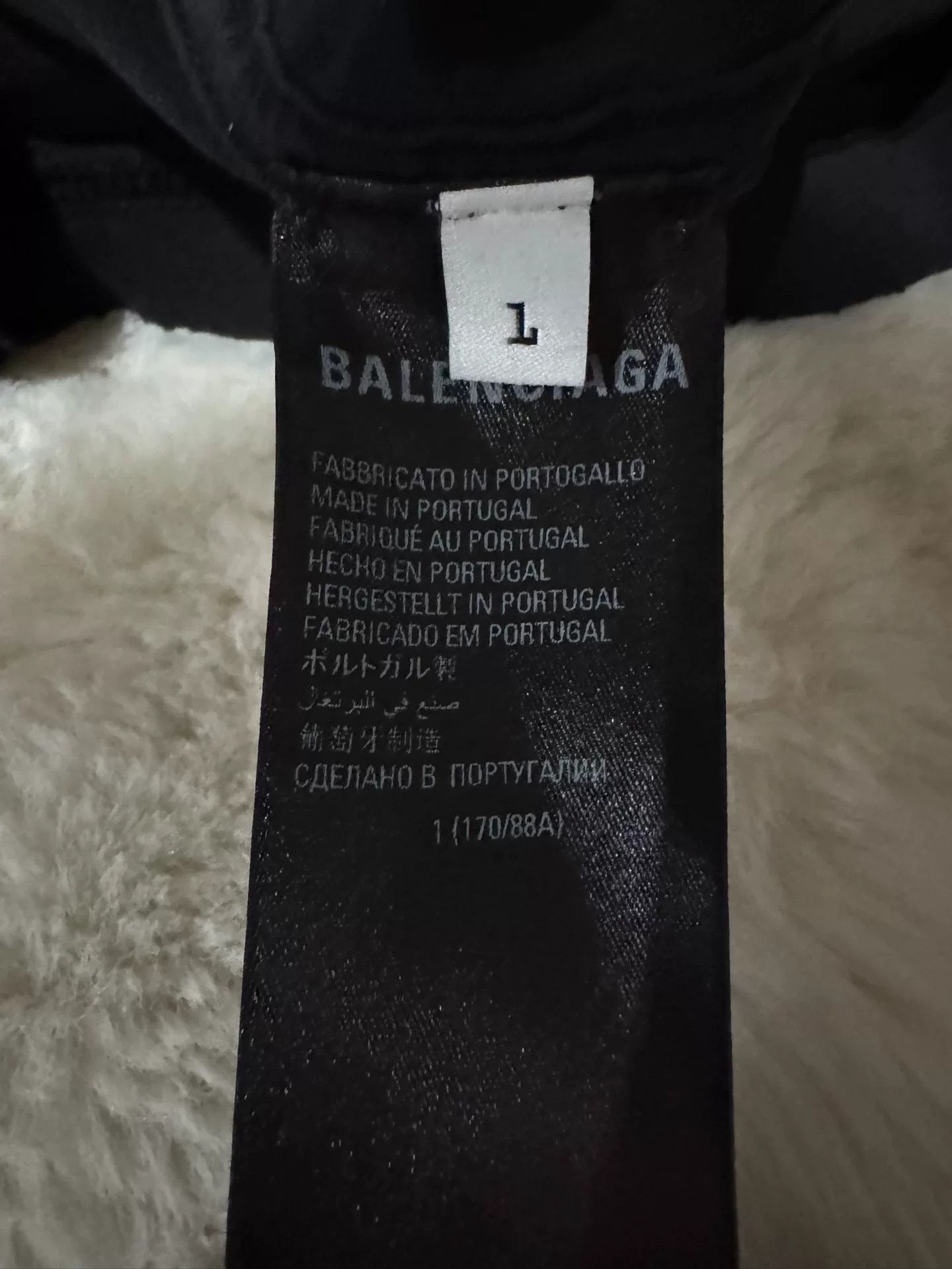 Balenciaga Balenciaga Oversized Short-Sleeve T-Shirt Size US S / EU 44-46 / 1 - 4 Thumbnail