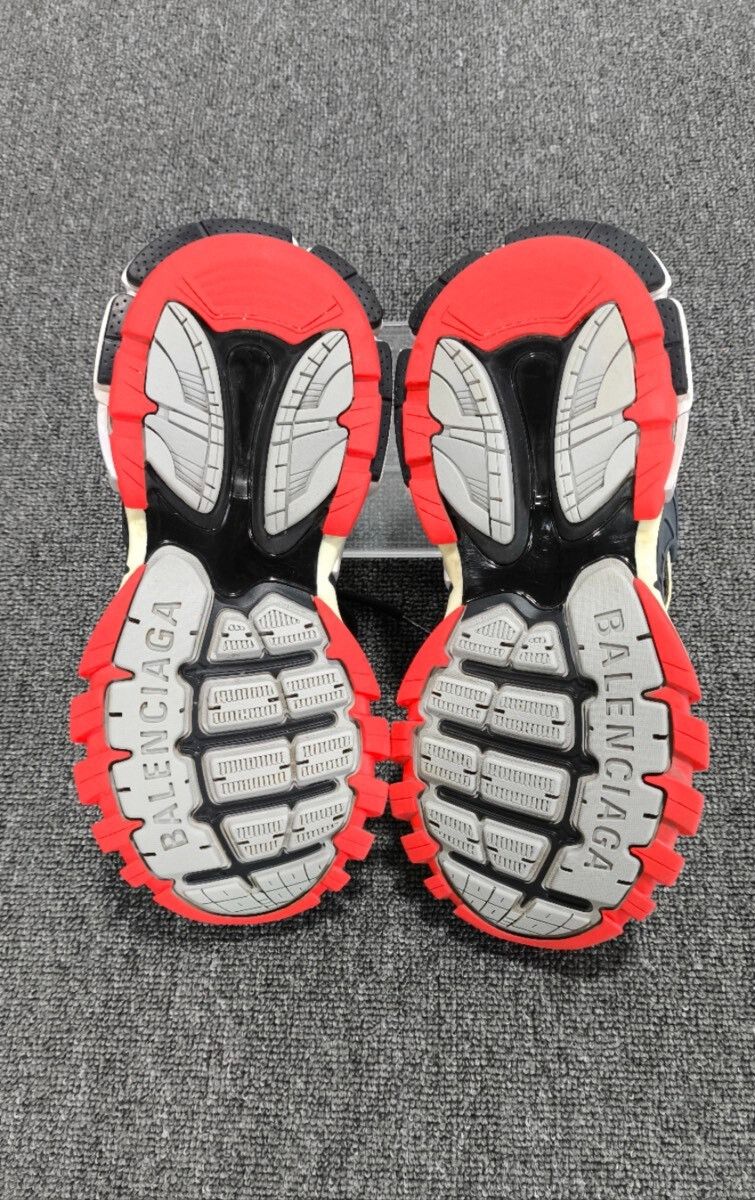 Balenciaga Balenciaga Track 2.0 Dad Shoes Size US 7 / IT 37 - 6 Thumbnail