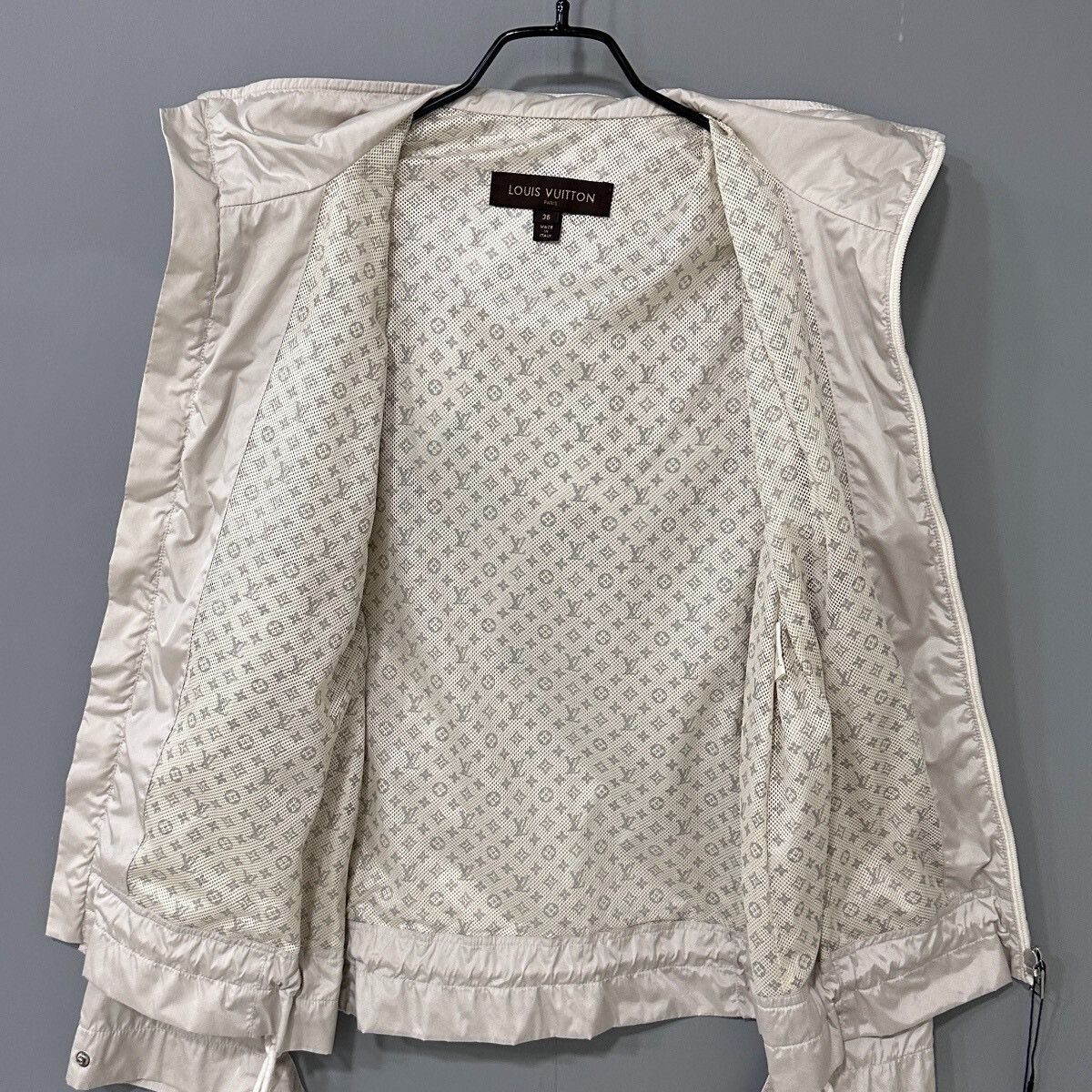 Louis Vuitton Louis Vuitton Hooded Coat Size XS / US 0-2 / IT 36-38 - 4 Thumbnail