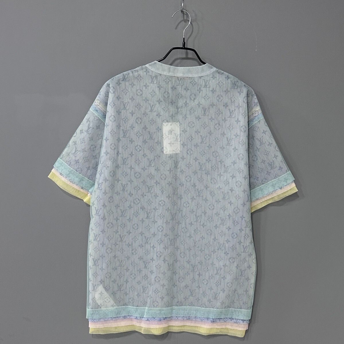 Louis Vuitton Louis Vuitton Organza Monogram Short-Sleeve Size US S / EU 44-46 / 1 - 3 Thumbnail