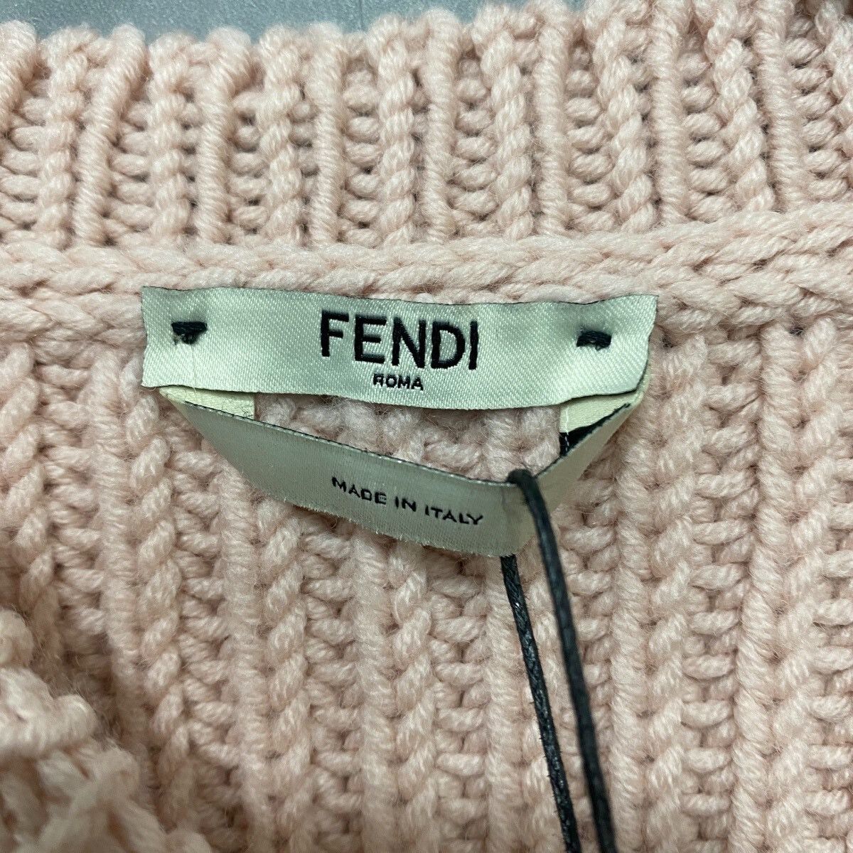Fendi FENDI Roma Logo Wool Sweater Size S / US 4 / IT 40 - 4 Thumbnail